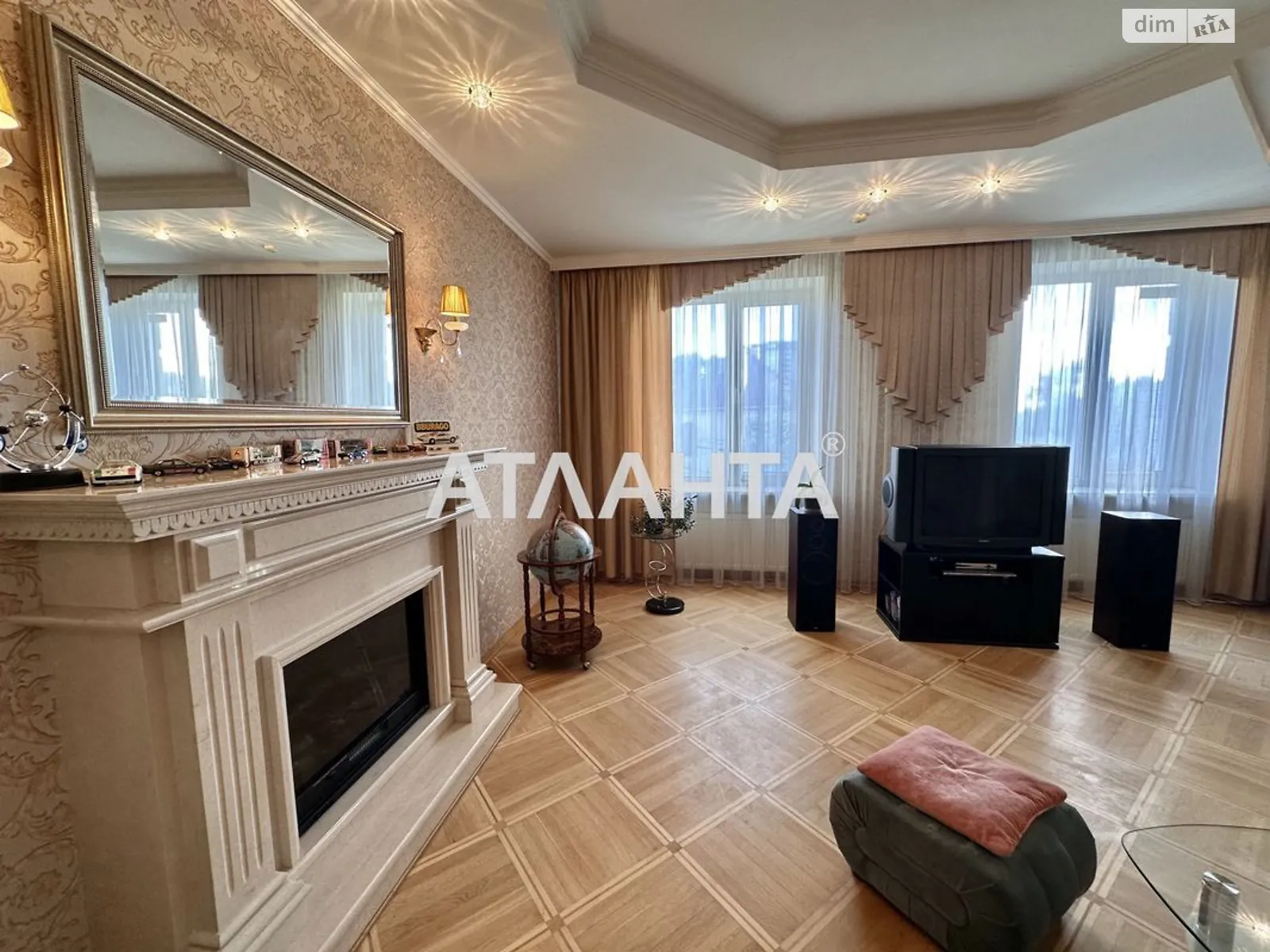 Продается 4-комнатная квартира 160 кв. м в Одессе, цена: 165000 $ - фото 1