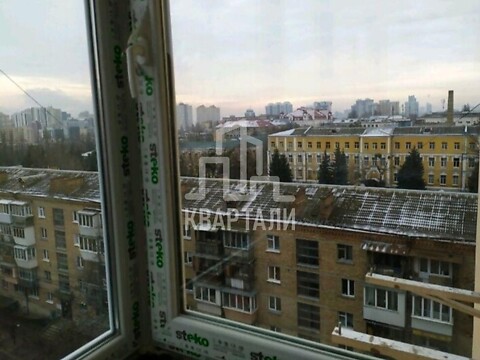 Продается 3-комнатная квартира 81 кв. м в Киеве, ул. Дегтяревская