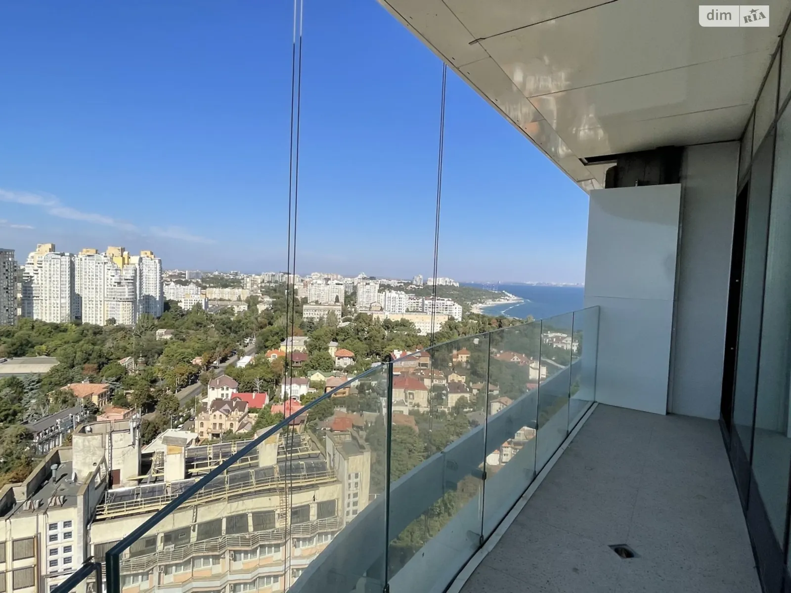 Продается 2-комнатная квартира 144.17 кв. м в Одессе, бул. Французский - фото 1