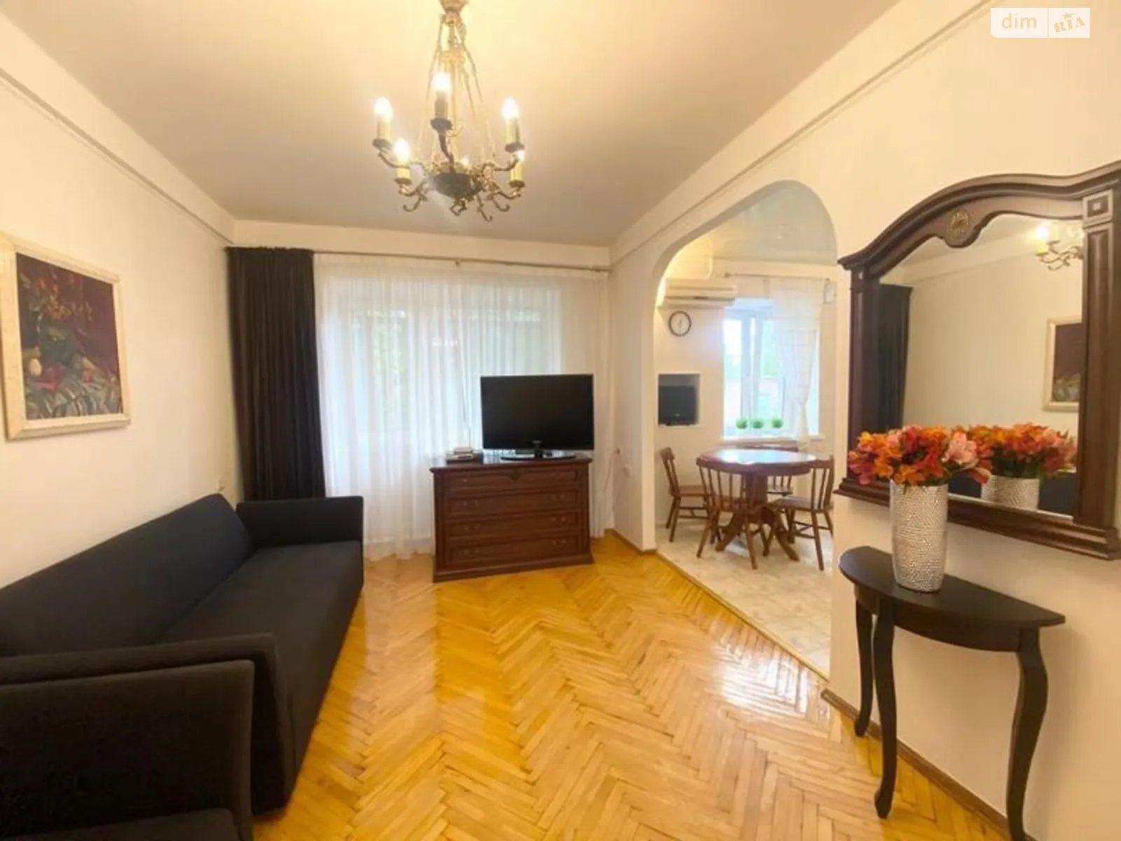 Продается 3-комнатная квартира 61 кв. м в Киеве, ул. Нежинская, 16 - фото 1