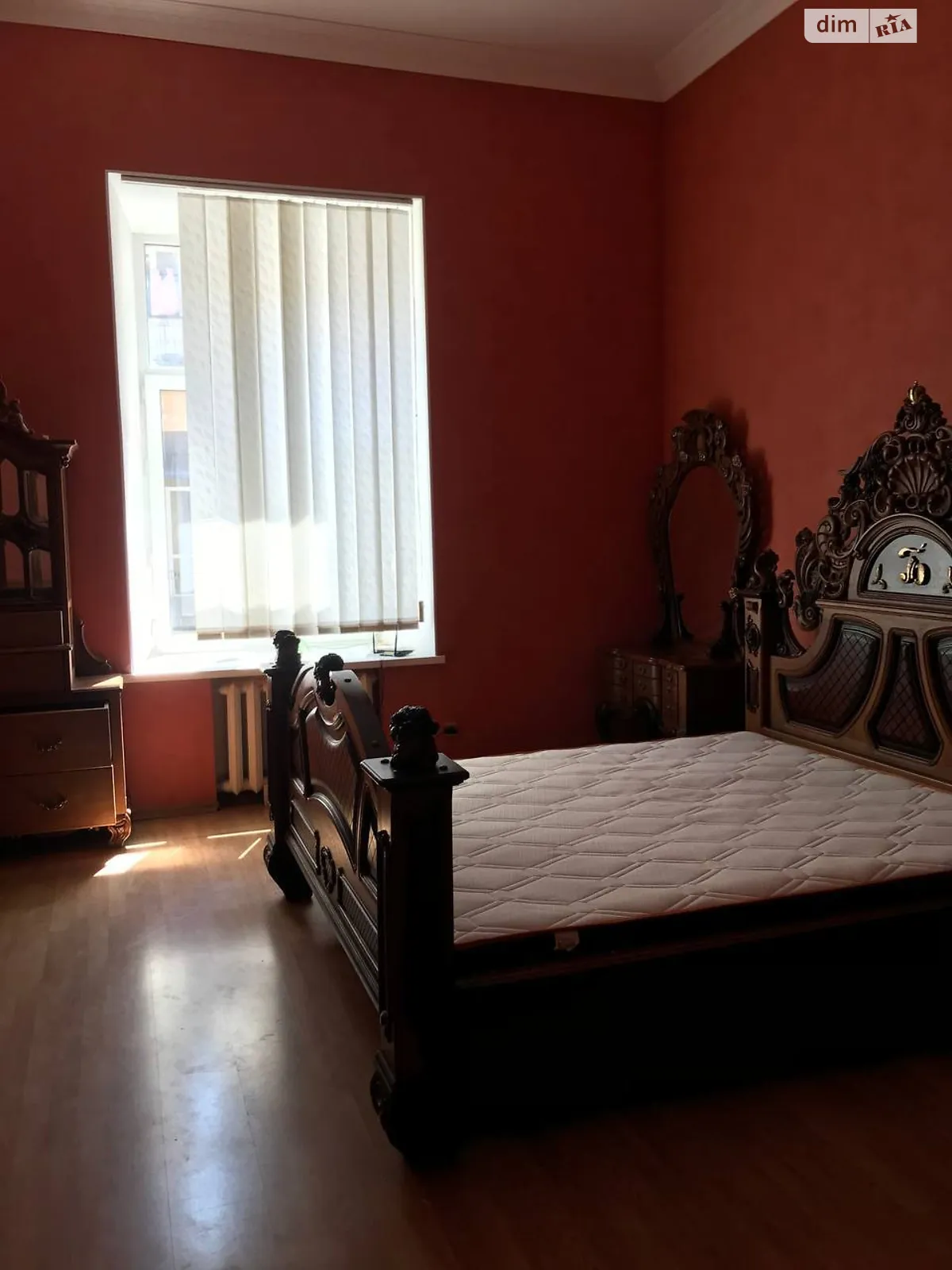 Продается 5-комнатная квартира 145 кв. м в Одессе, ул. Коблевская