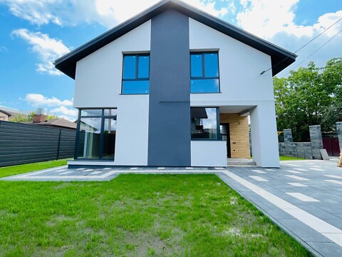 Продается дом на 2 этажа 100 кв. м с садом, цена: 75000 $