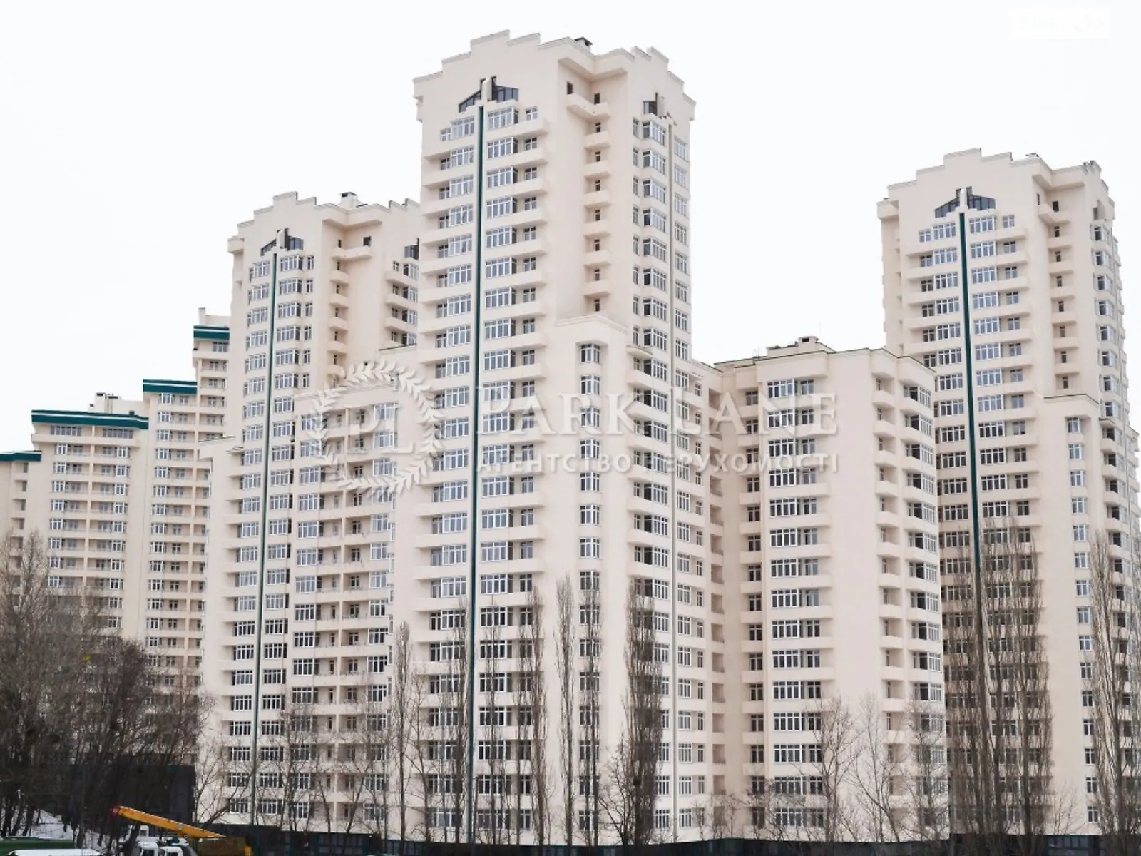 Продается 1-комнатная квартира 80 кв. м в Киеве, ул. Митрополита Василия Липковского(Урицкого), 37Б