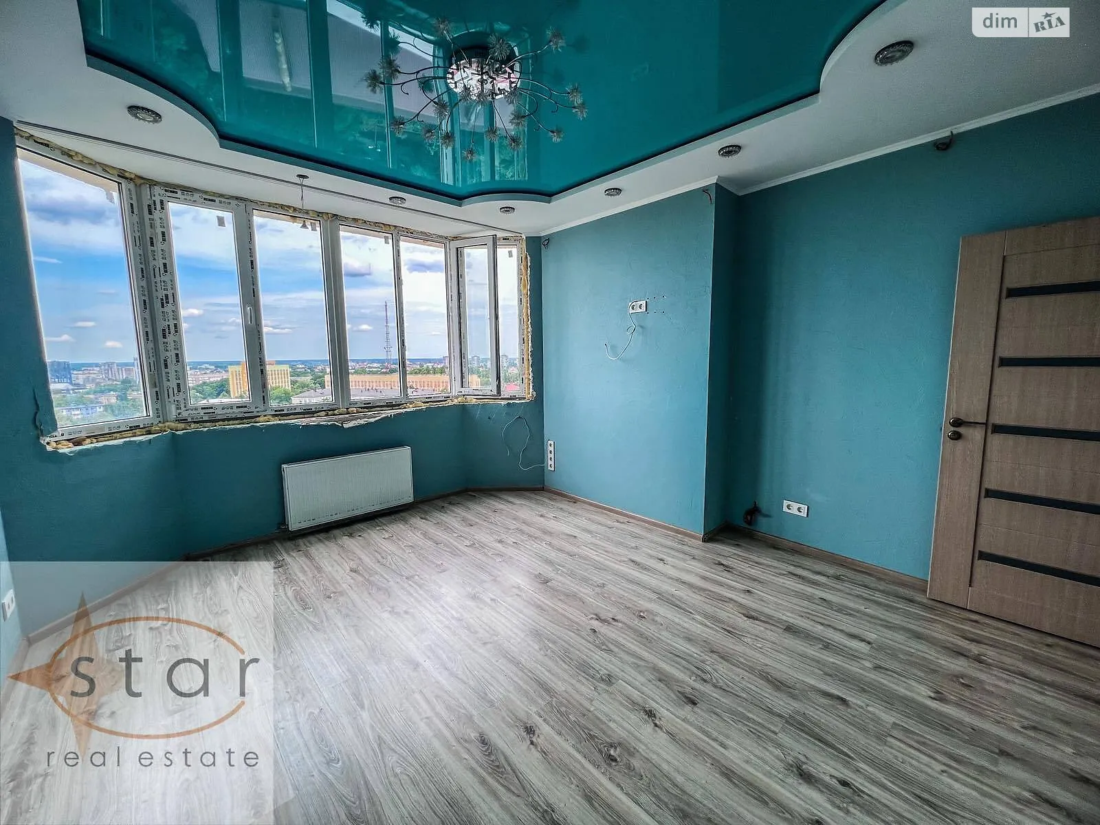 Продается 2-комнатная квартира 61.5 кв. м в Чернигове, цена: 52000 $