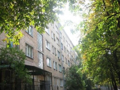 Продается 1-комнатная квартира 25 кв. м в Киеве, ул. Депутатская, 25