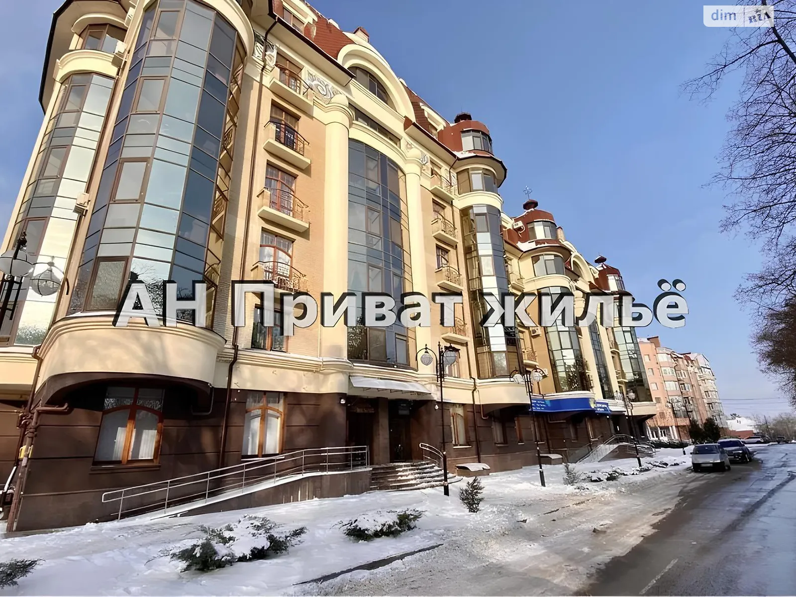 Продается 2-комнатная квартира 102 кв. м в Полтаве, ул. Конституции - фото 1