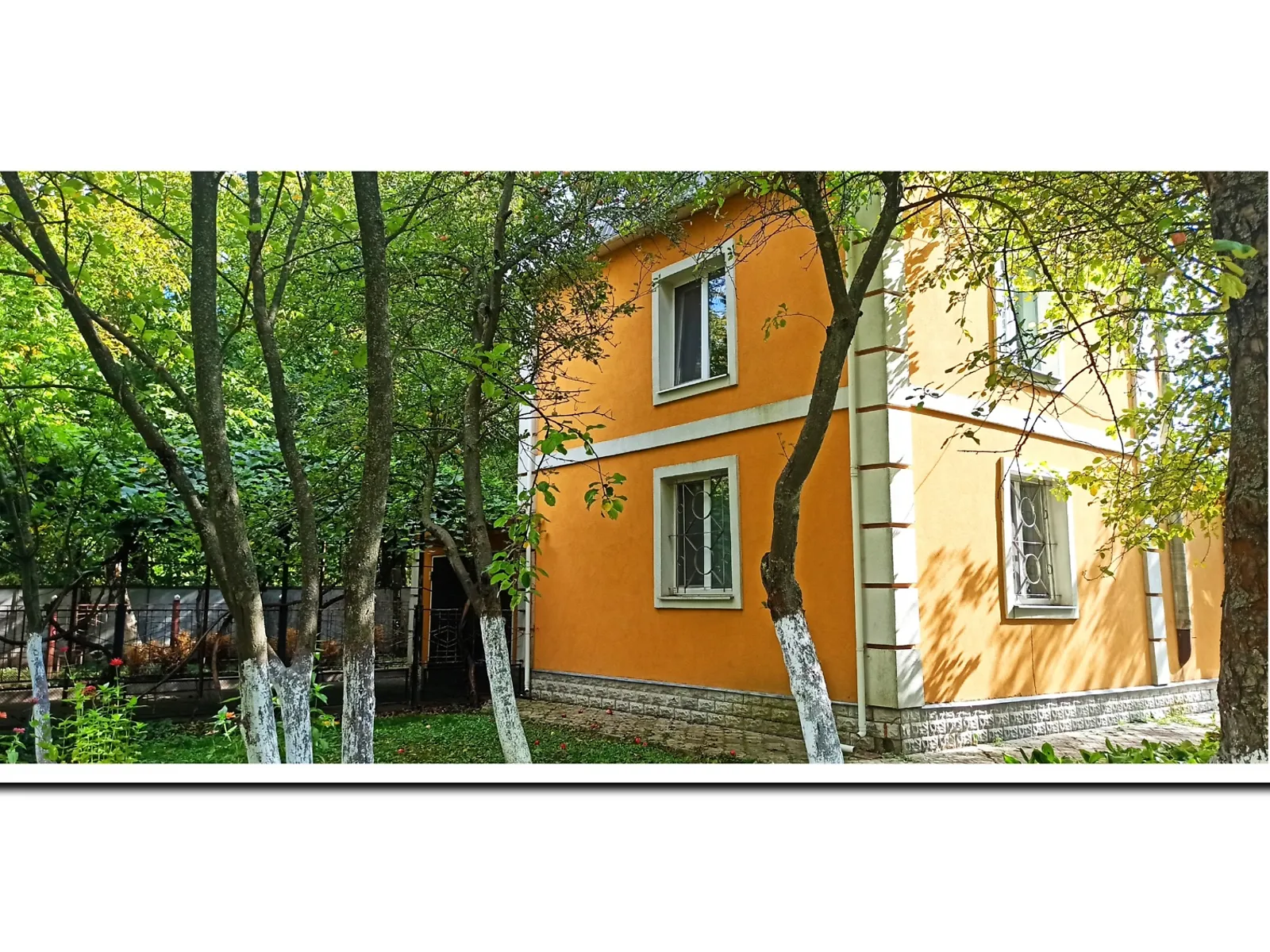 Продается дом на 2 этажа 120 кв. м с камином, цена: 49500 $ - фото 1