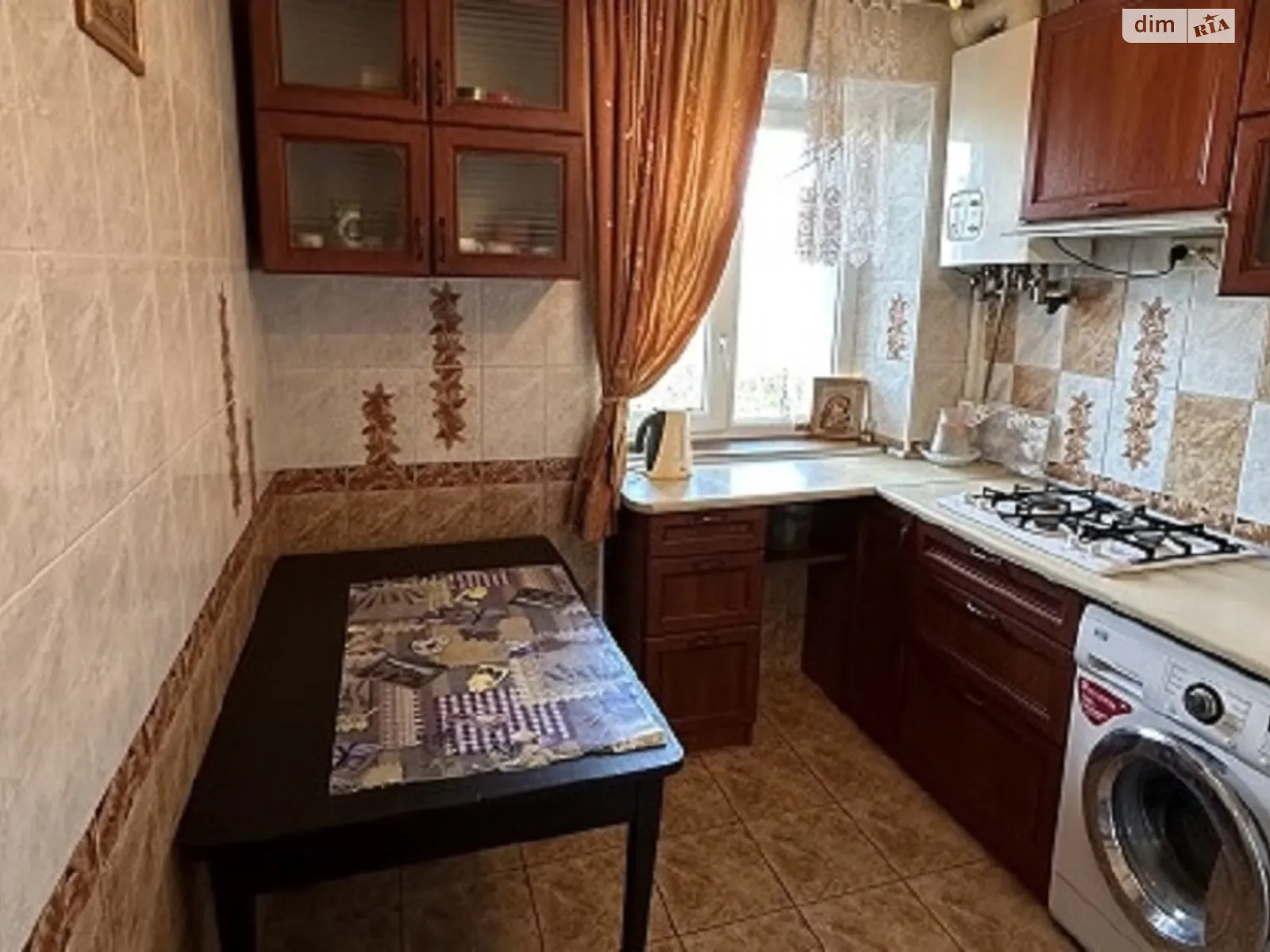 Продается 2-комнатная квартира 46 кв. м в Одессе, ул. Черноморская