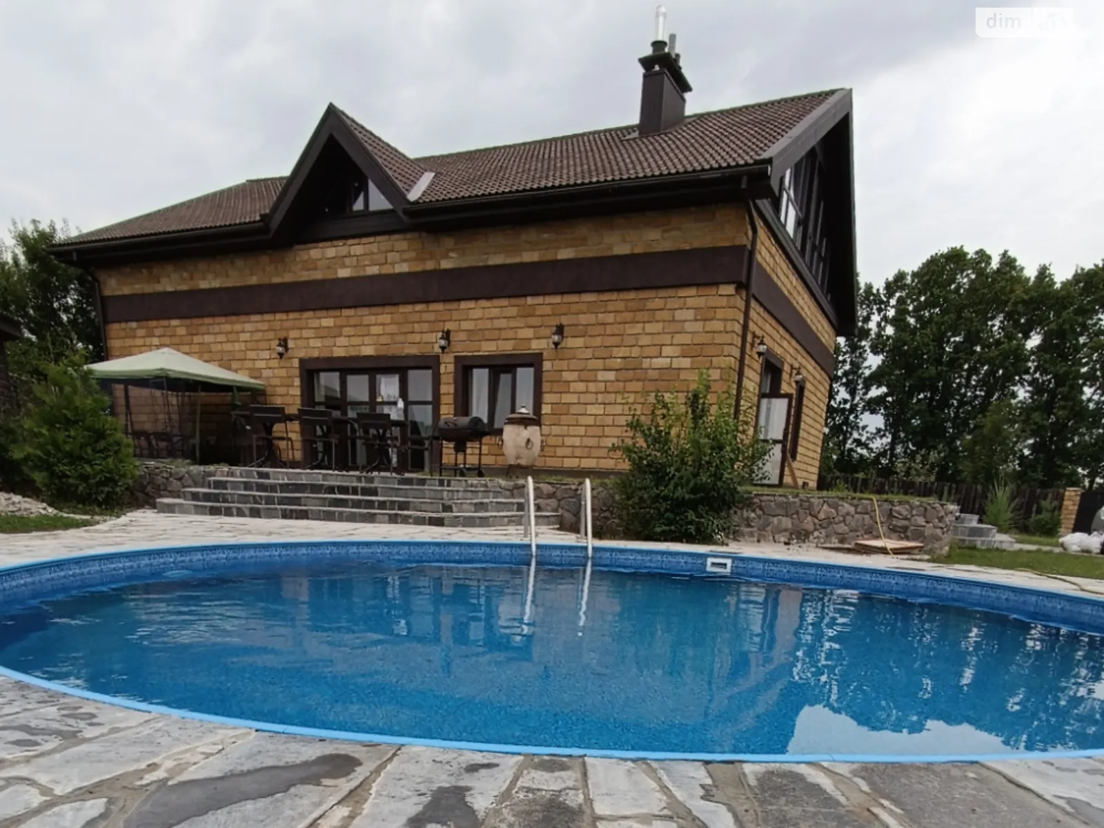 Сдается в аренду одноэтажный дом с беседкой, цена: 3500 грн