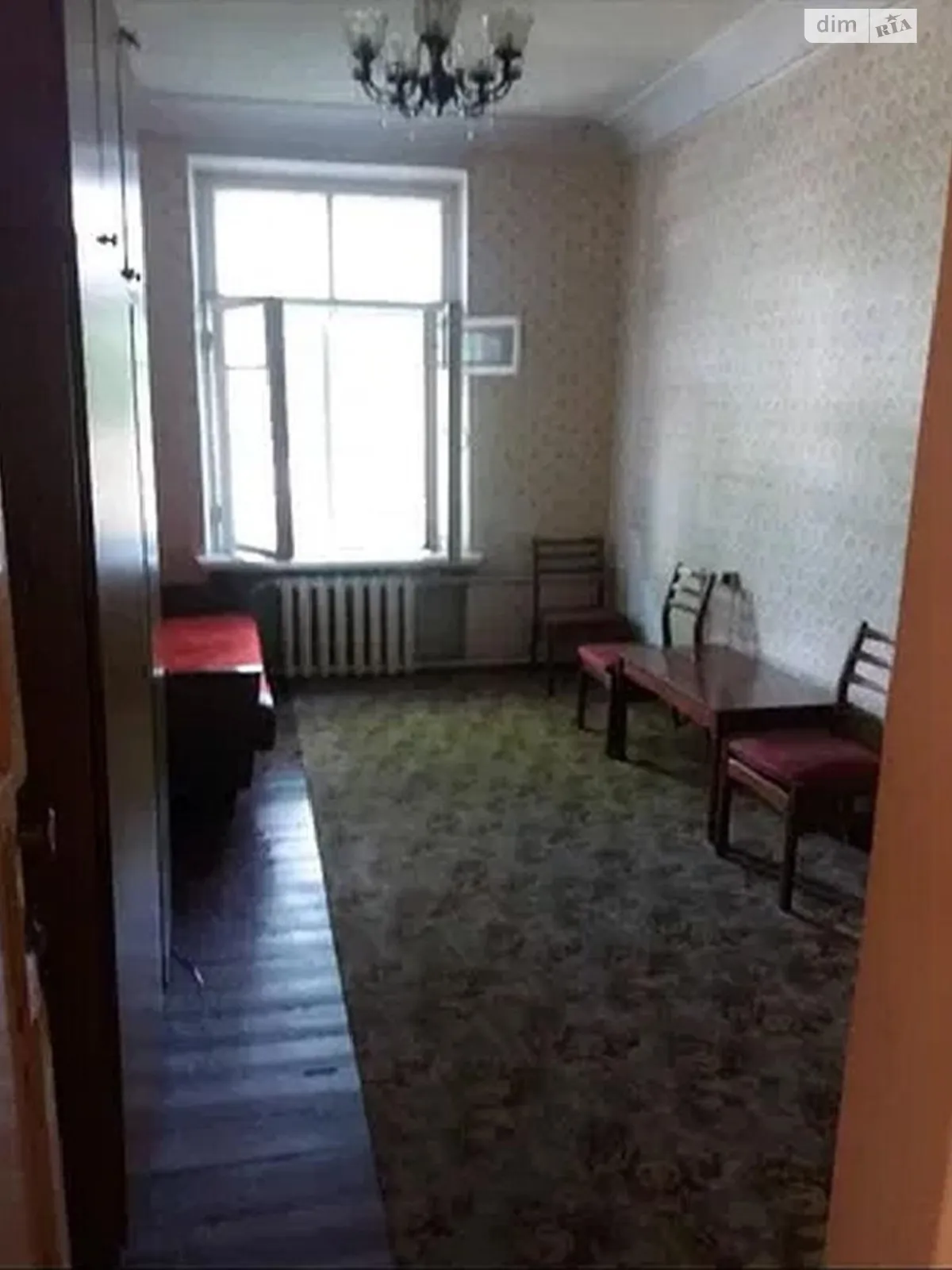 Продається 2-кімнатна квартира 62 кв. м у Дніпрі, вул. Майдан Озерний(Боброва)