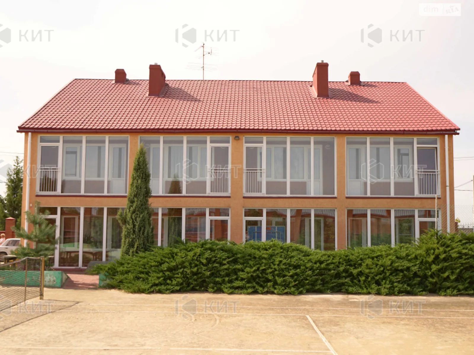 Продается дом на 2 этажа 464 кв. м с камином, цена: 100000 $ - фото 1