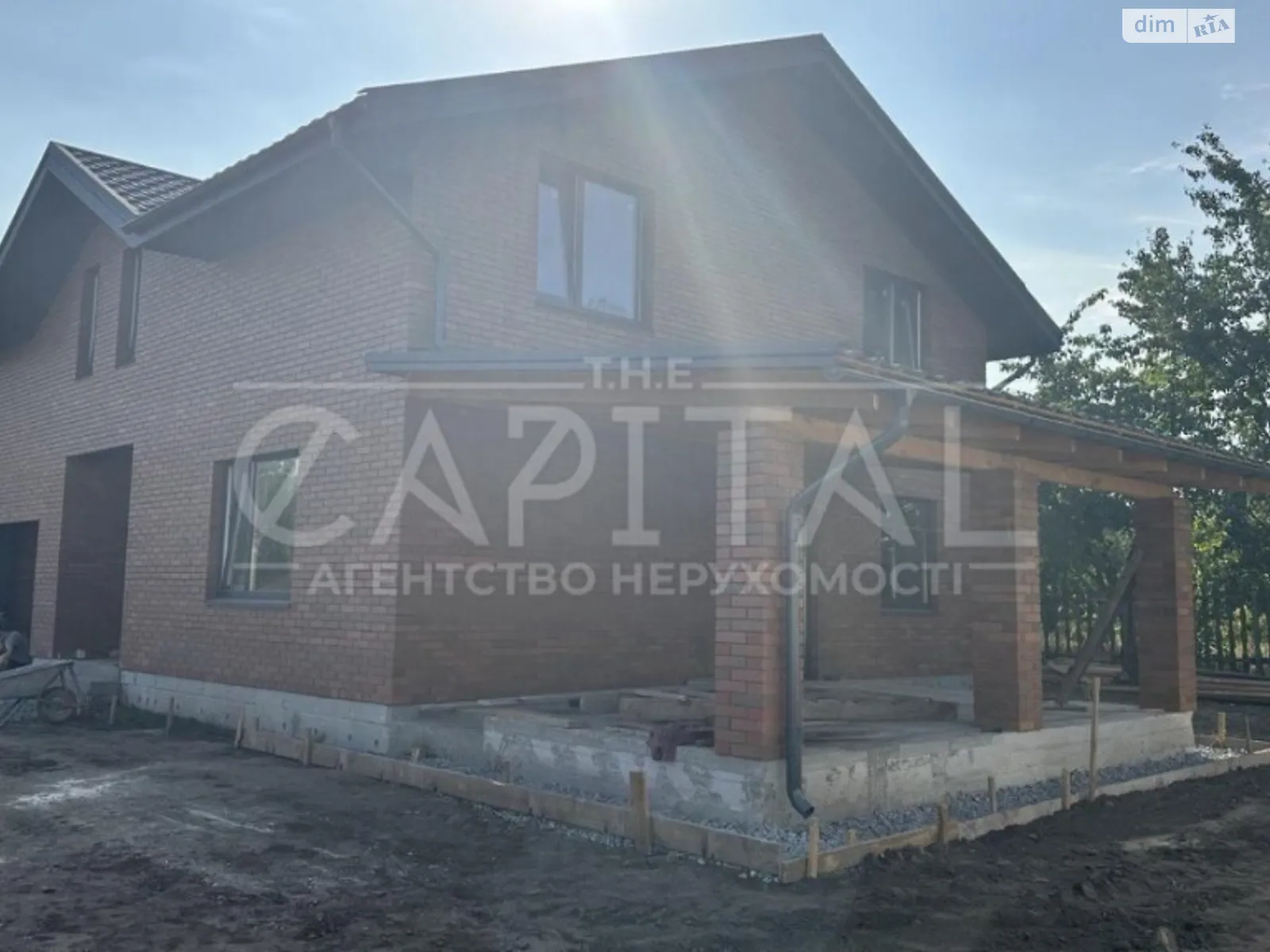 Продается дом на 2 этажа 177 кв. м с верандой, цена: 160000 $ - фото 1