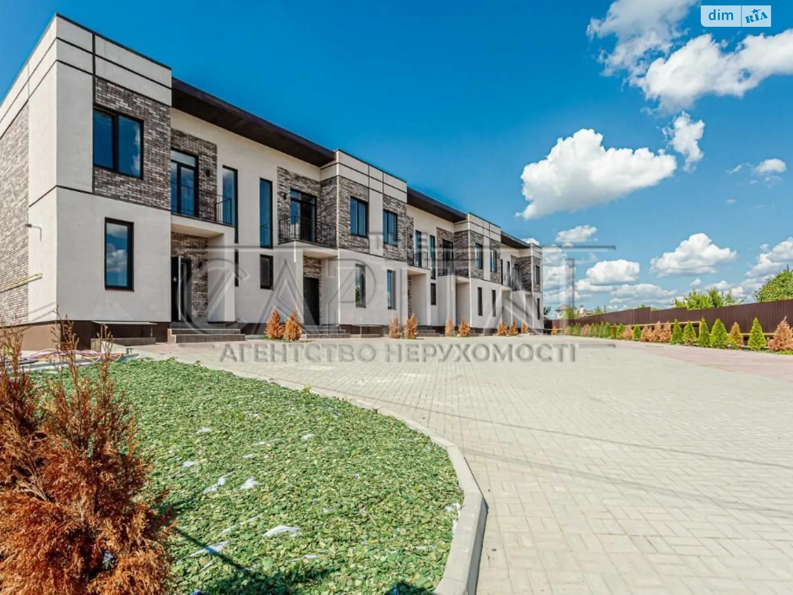 Продается дом на 2 этажа 180 кв. м с мансардой, цена: 165000 $ - фото 1