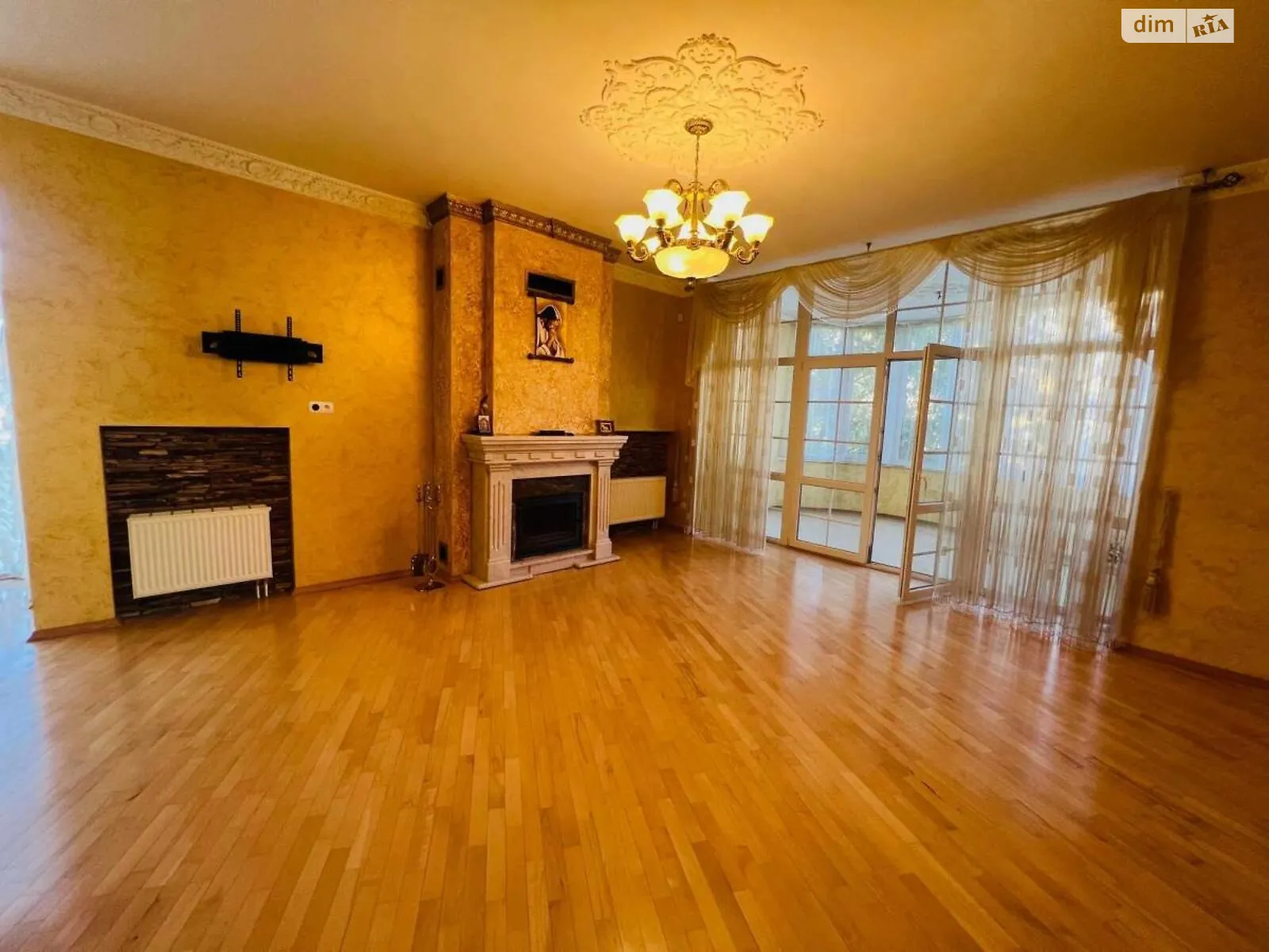 Продается 4-комнатная квартира 161 кв. м в Львове, ул. Галилея