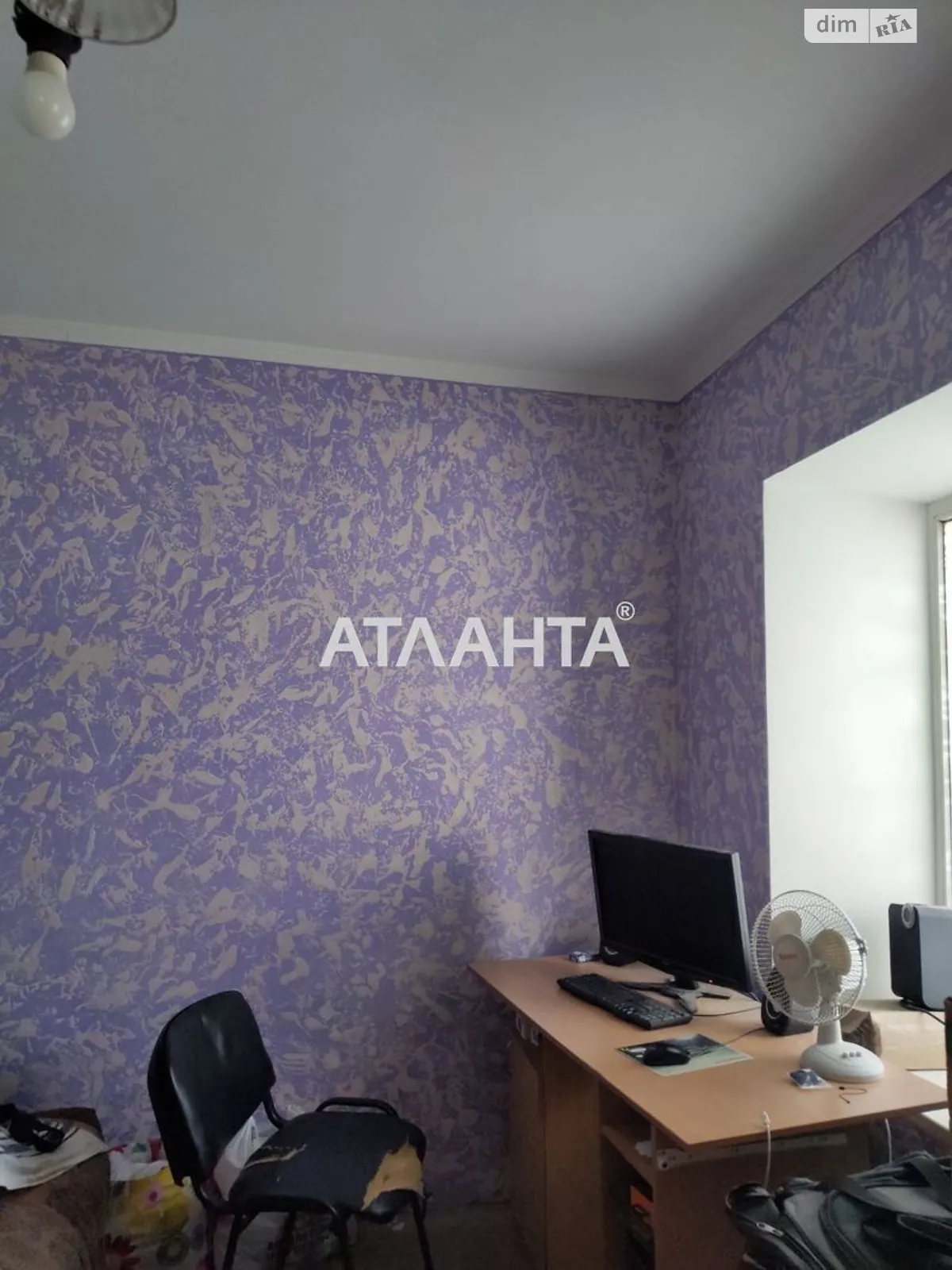 Продається 2-кімнатна квартира 42 кв. м у Одесі, вул. Лиманна