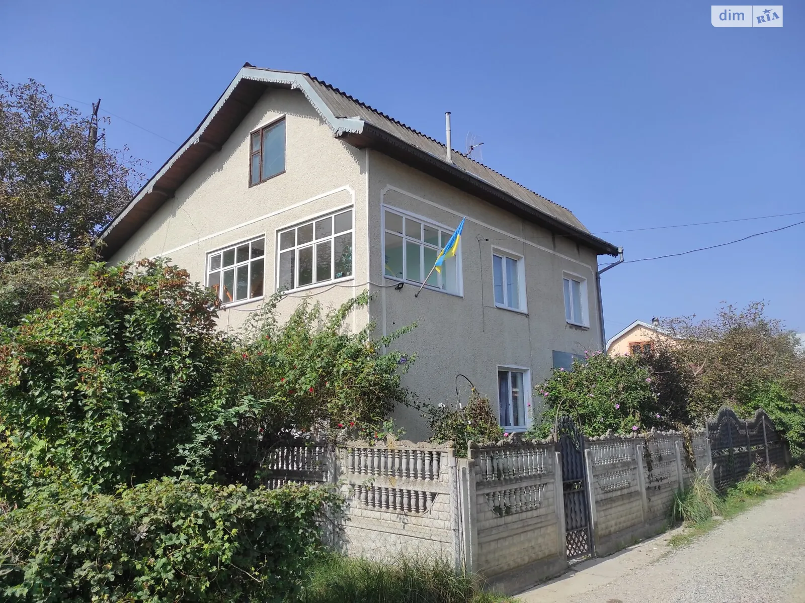 Продается дом на 2 этажа 210 кв. м с участком, цена: 125000 $ - фото 1