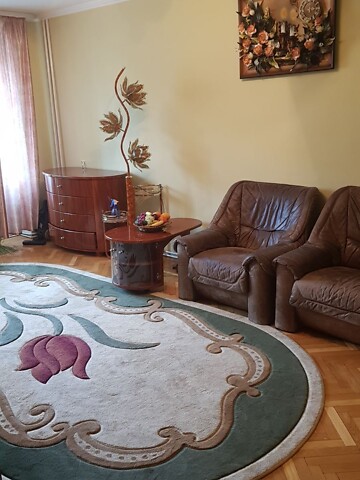 3-комнатная квартира 80 кв. м в Тернополе, цена: 8500 грн
