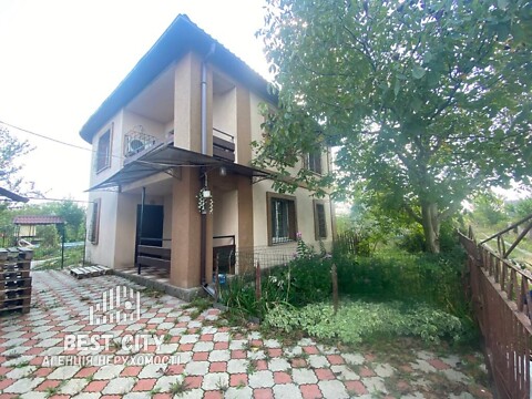 Сдается в аренду дом на 2 этажа 100 кв. м с бассейном, цена: 11000 грн