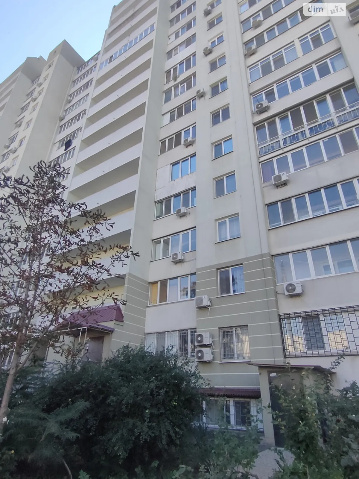Продается 1-комнатная квартира 43 кв. м в Одессе, ул. Шота Руставели, 9 - фото 1