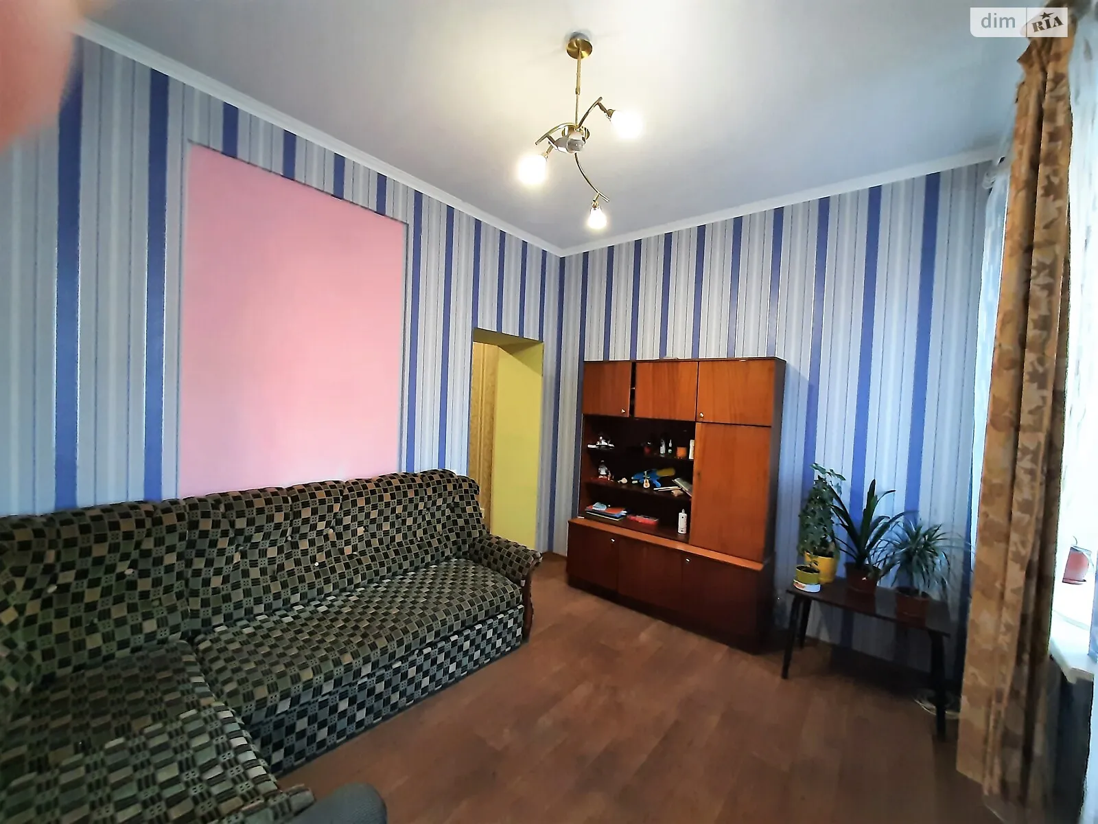 Продается 3-комнатная квартира 40 кв. м в Харькове, ул. Сомовская, 24