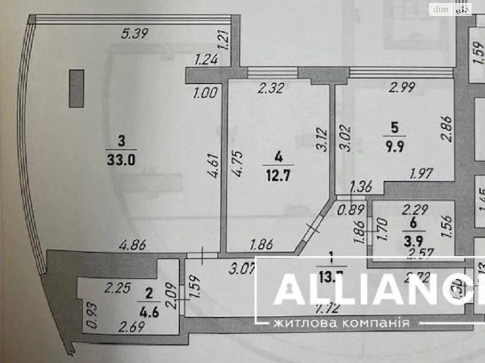 Продається 2-кімнатна квартира 77.8 кв. м у Івано-Франківську, вул. Європейська, 3