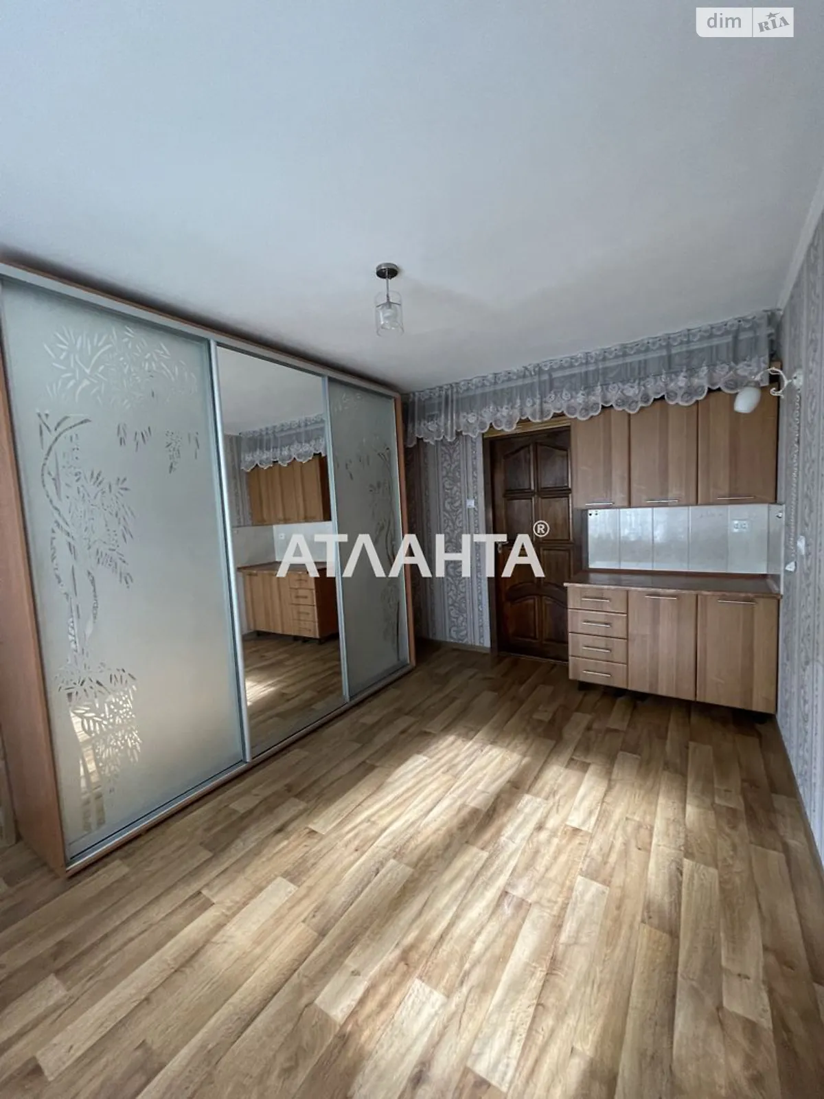 Продается комната 18 кв. м в Одессе, цена: 8000 $