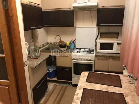 Продається 1-кімнатна квартира 30 кв. м у Києві, Драгомирова Михаила ул.