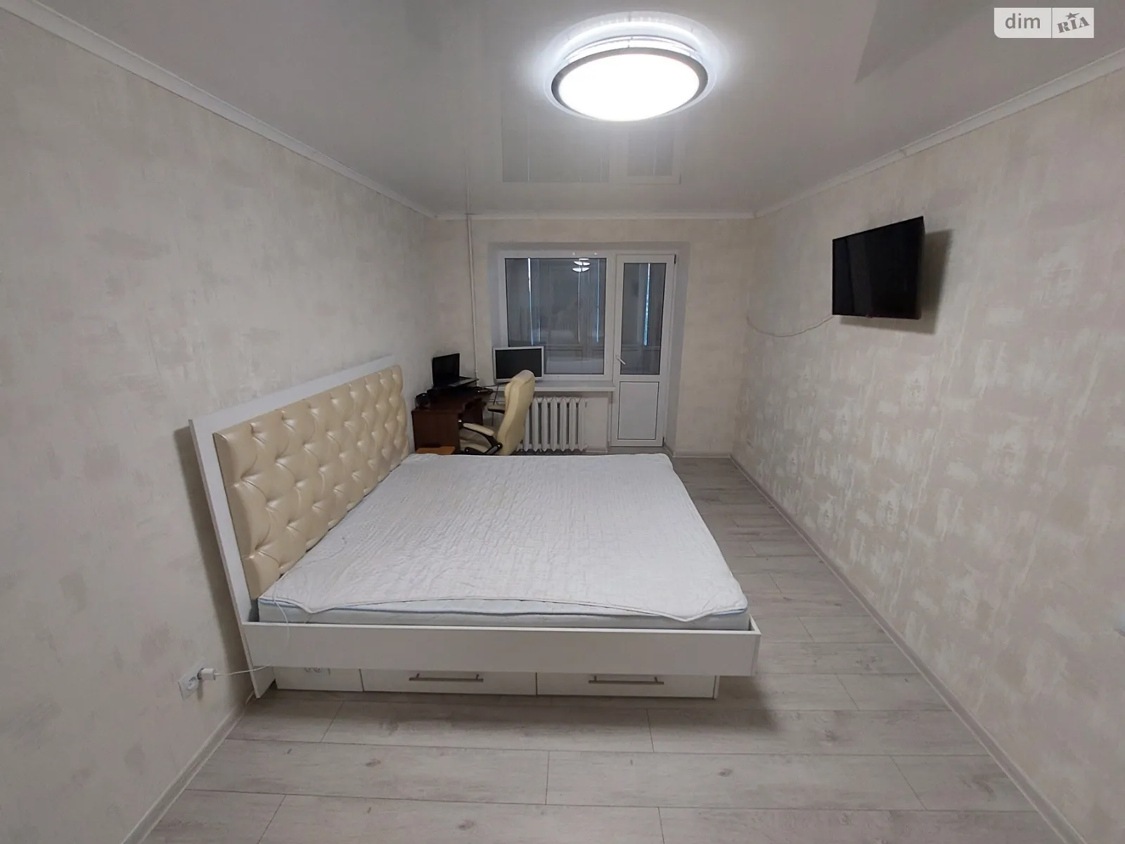 Продается 1-комнатная квартира 33 кв. м в Николаеве - фото 1