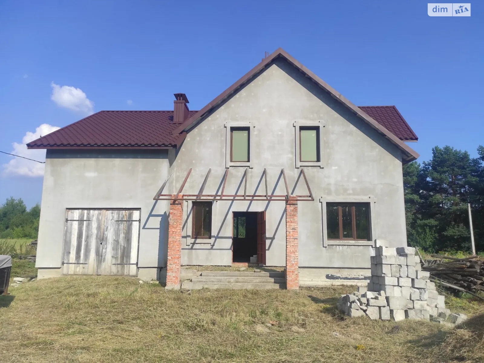 Продается дом на 2 этажа 280 кв. м с камином, цена: 55000 $