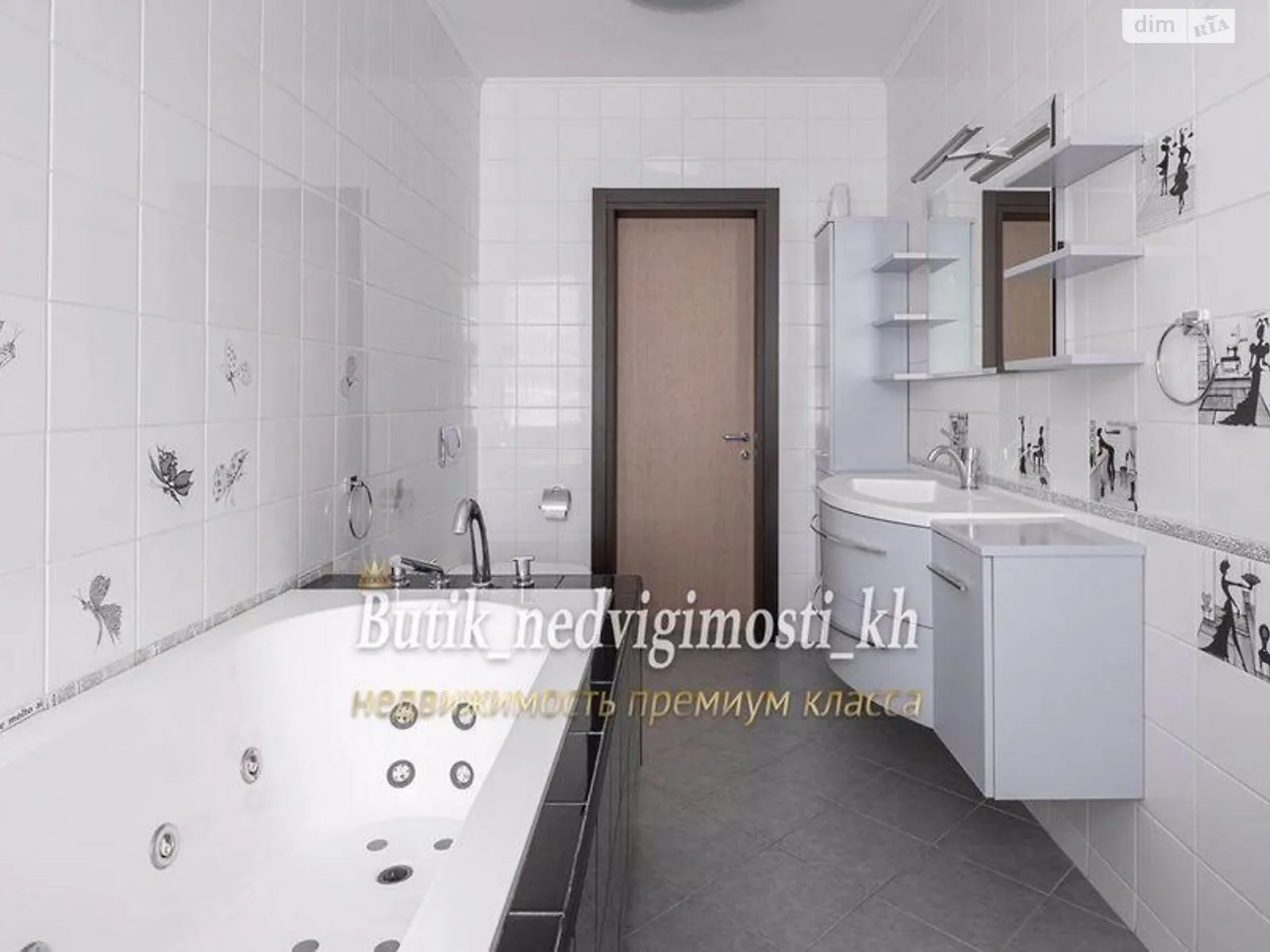 Продается 3-комнатная квартира 140 кв. м в Харькове, ул. Культуры, 20В