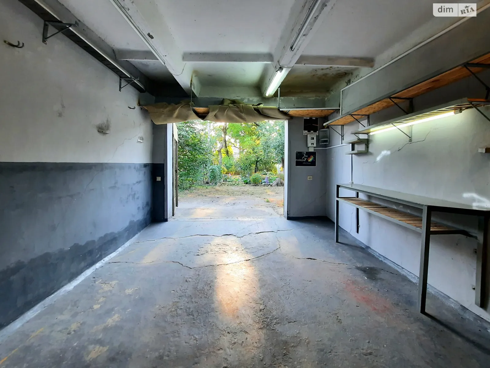 Продается отдельно стоящий гараж универсальный на 19.4 кв. м - фото 3