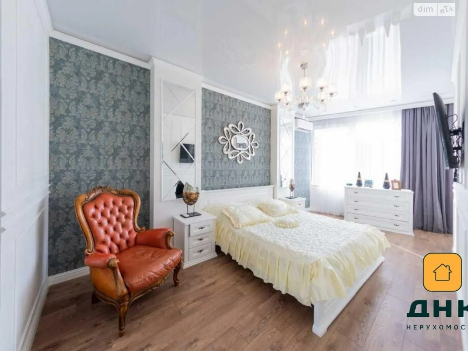 Продается 3-комнатная квартира 110 кв. м в Одессе, ул. Генуэзская, 5 - фото 1