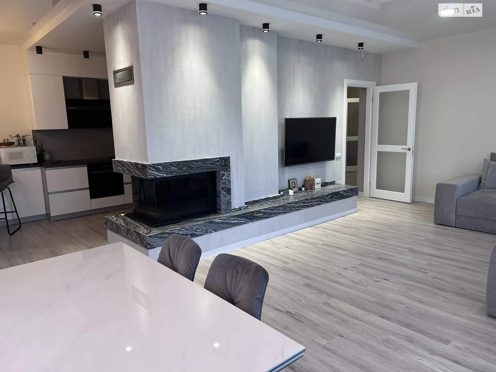 Продається одноповерховий будинок 180 кв. м з садом, цена: 215000 $ - фото 1