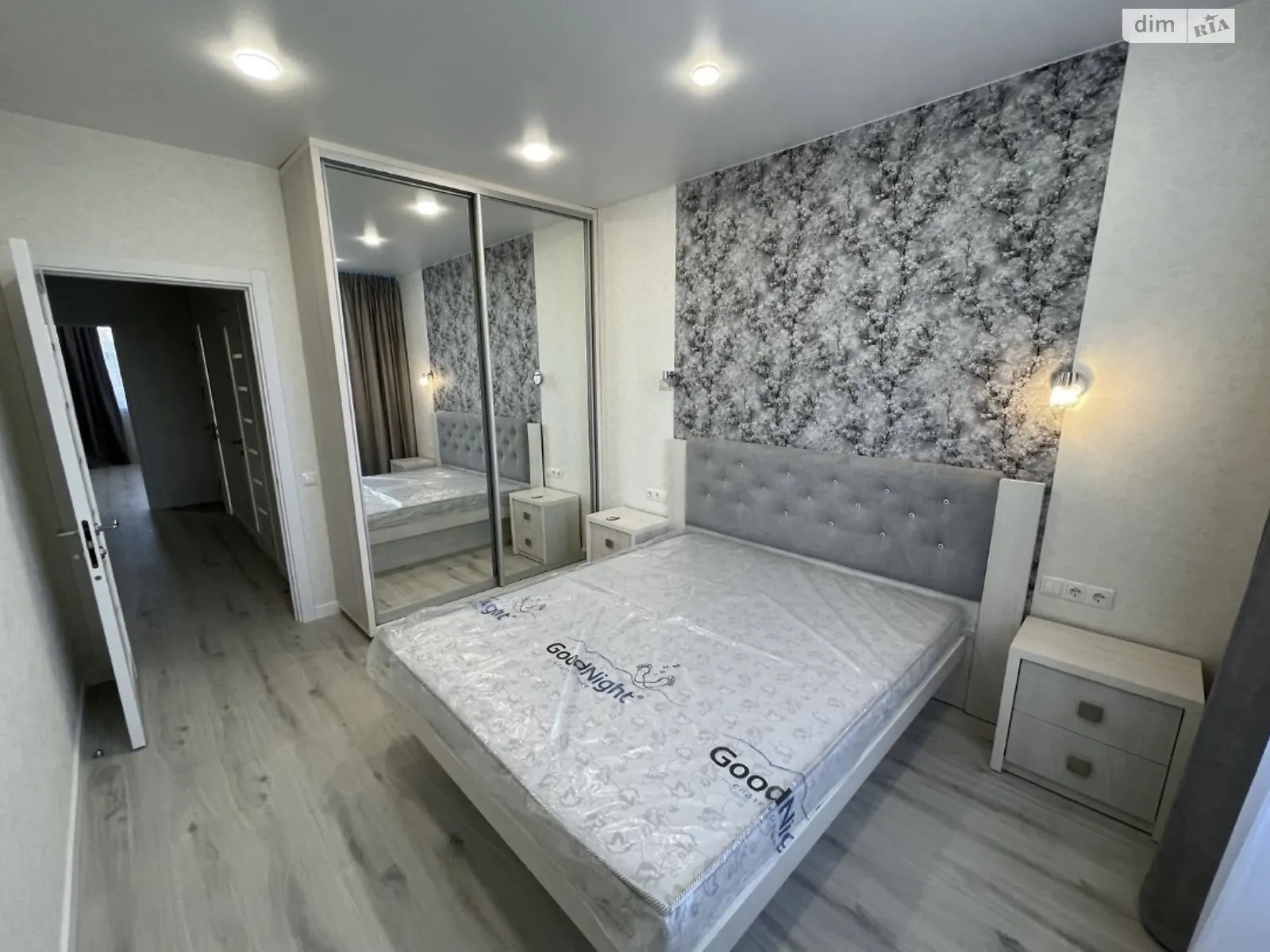 Сдается в аренду 2-комнатная квартира 65 кв. м в Хмельницком, цена: 9000 грн