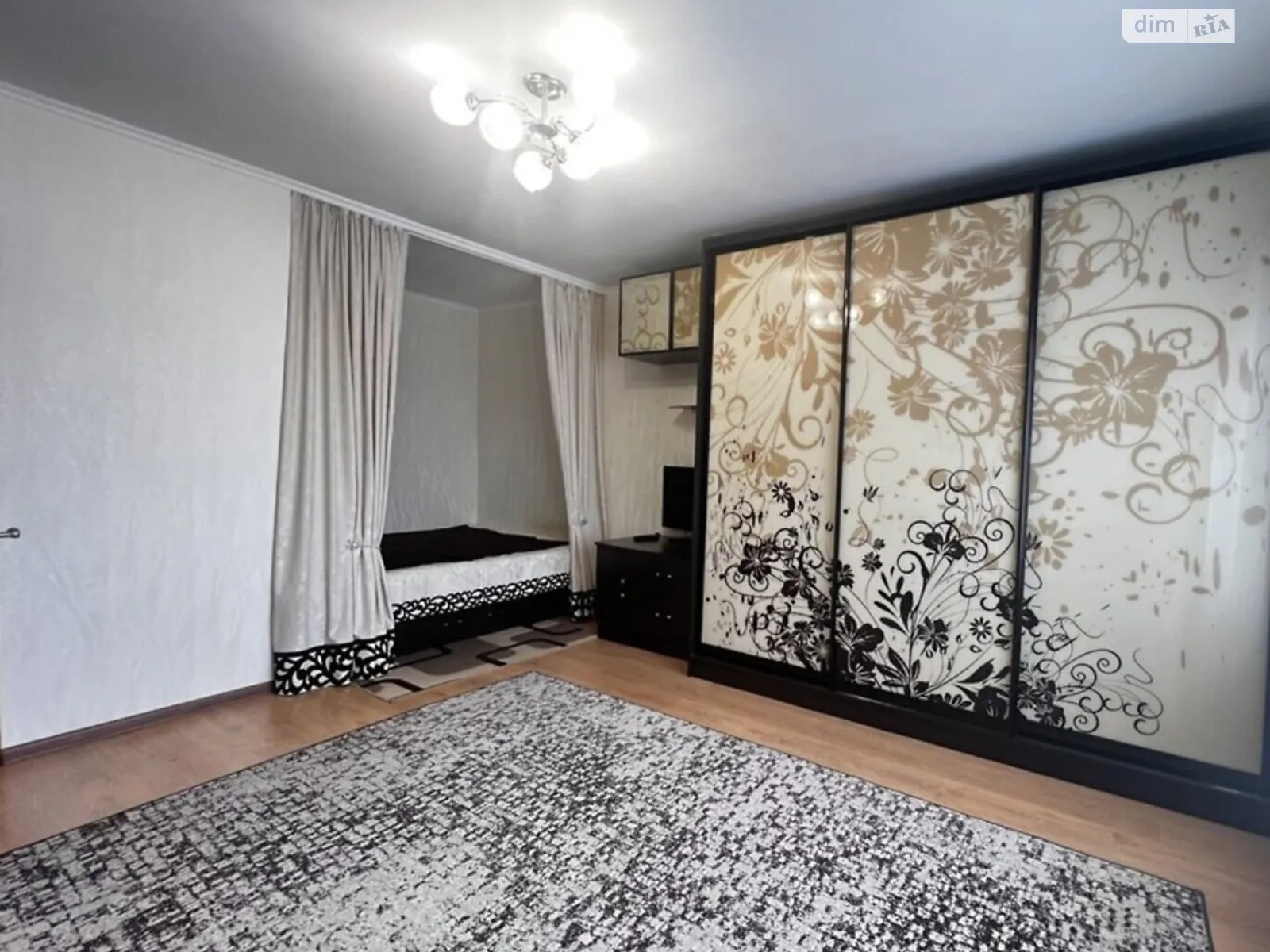 Продается 1-комнатная квартира 37 кв. м в Хмельницком, ул. Майборского - фото 1