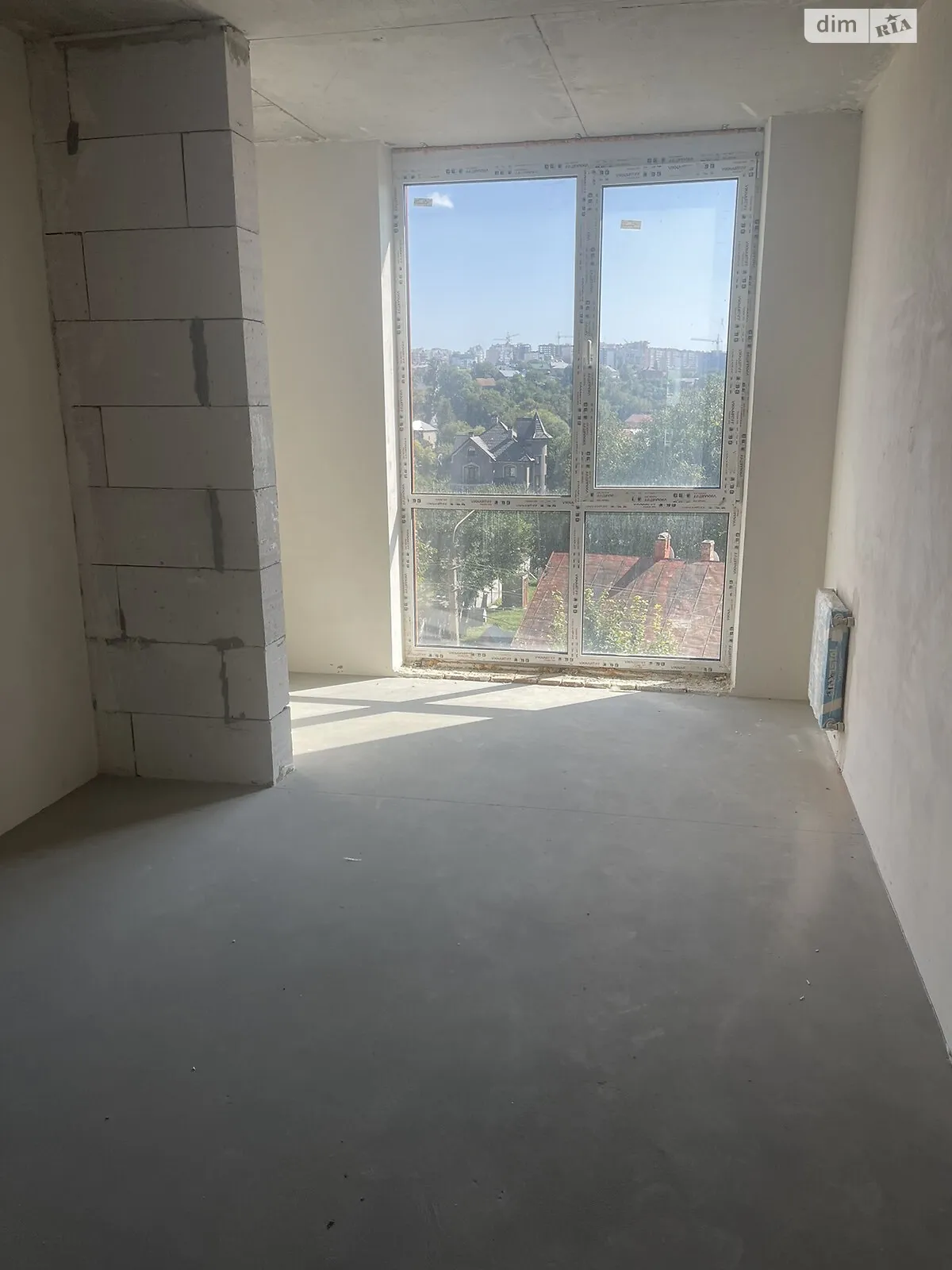 Продается 3-комнатная квартира 86 кв. м в Черновцах - фото 1