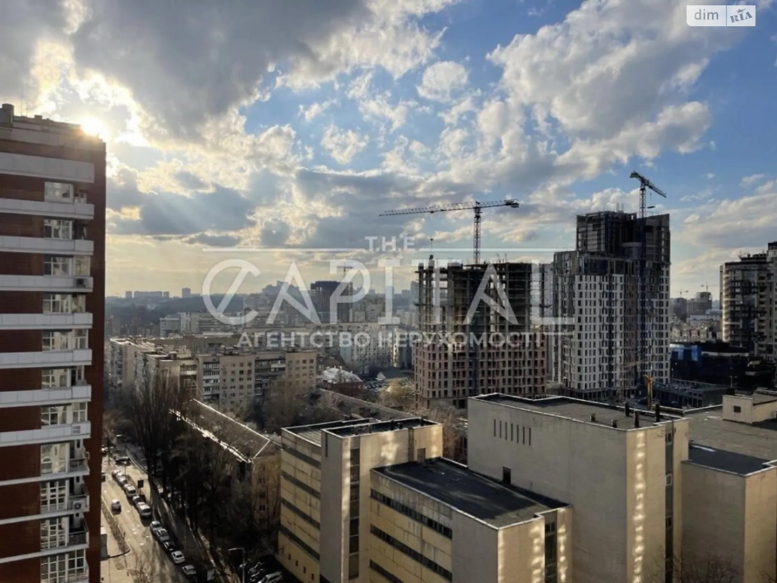 Продается 3-комнатная квартира 158 кв. м в Киеве, ул. Саперное Поле, 5 - фото 1