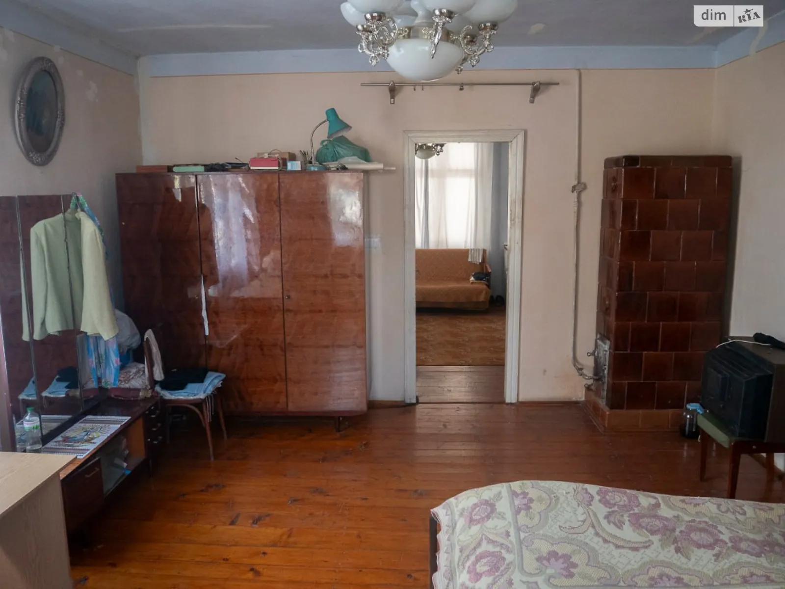 Продається одноповерховий будинок 207.2 кв. м з каміном, цена: 35000 $