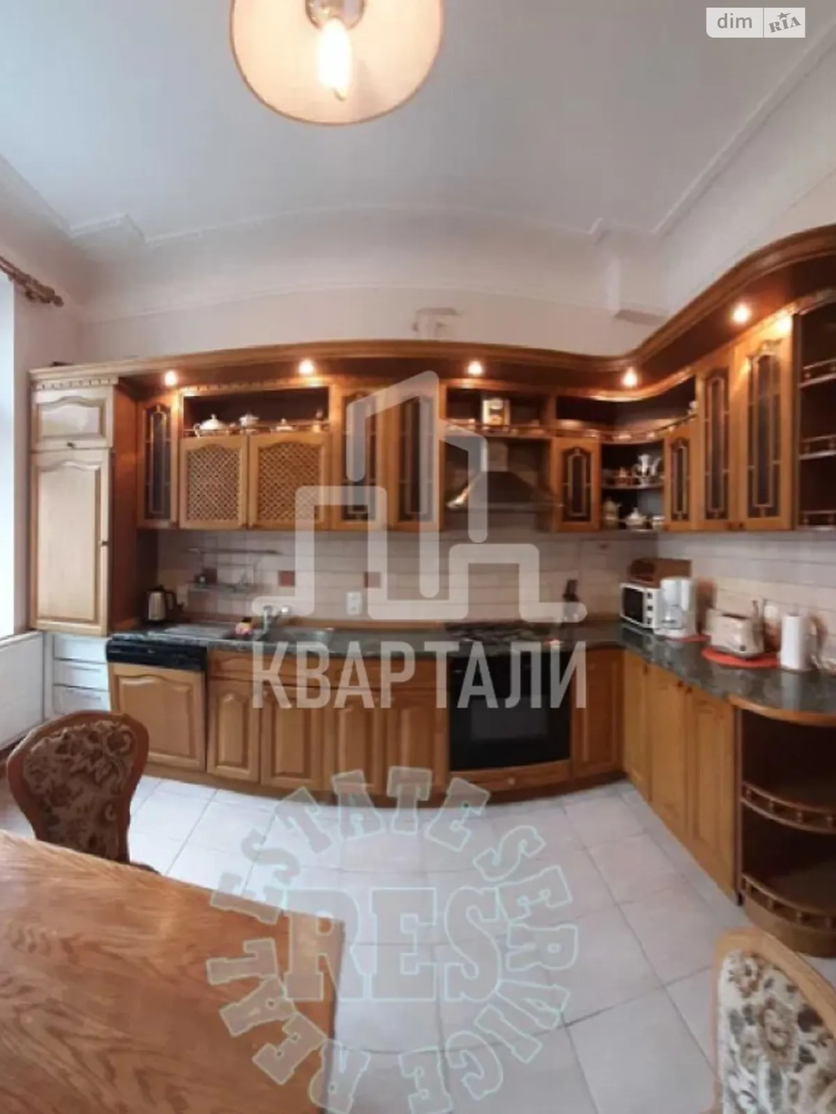 Продается 3-комнатная квартира 80 кв. м в Киеве, ул. Крещатик, 23 - фото 1