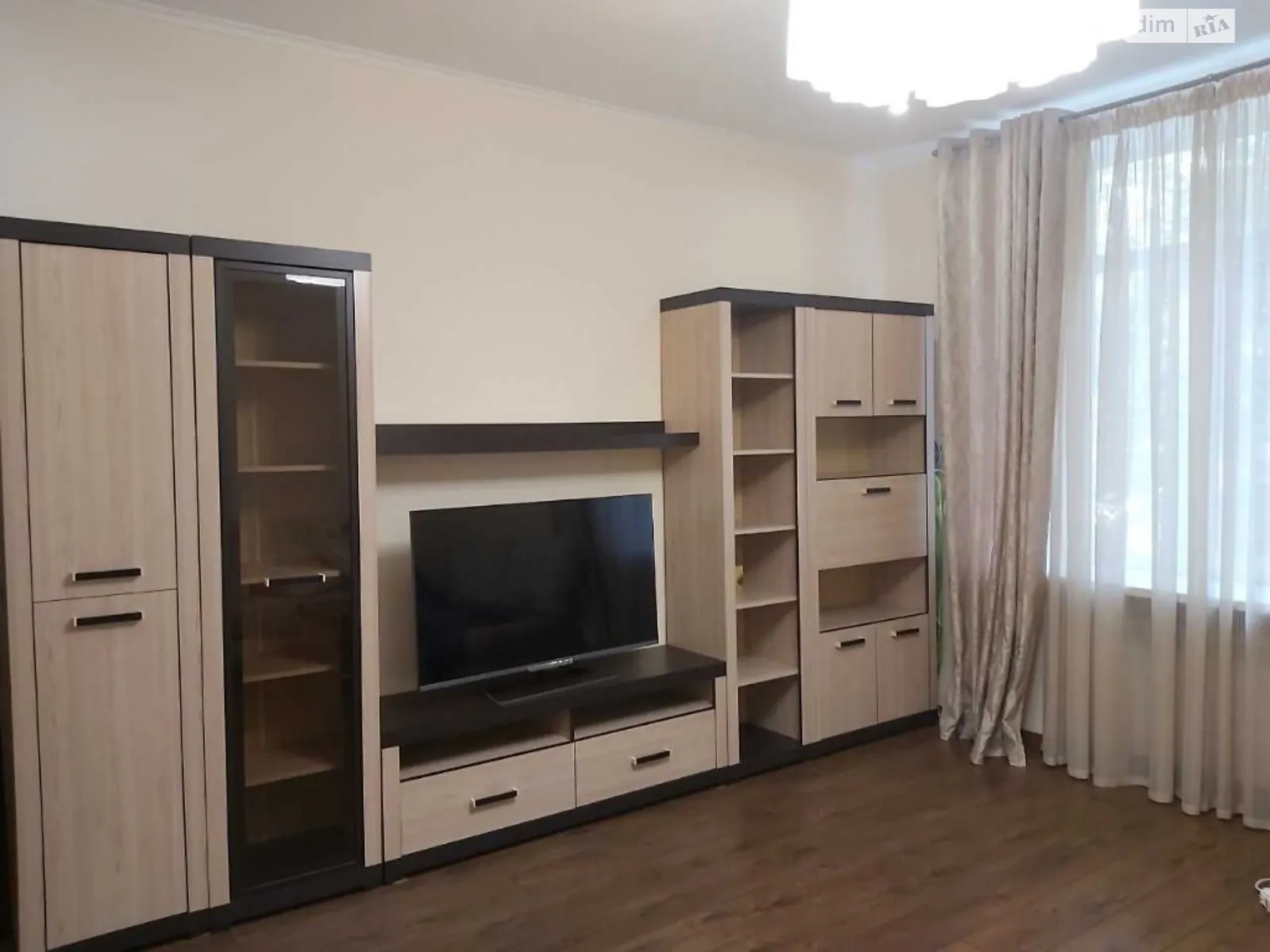 Сдается в аренду 3-комнатная квартира 70 кв. м в Днепре, цена: 550 $