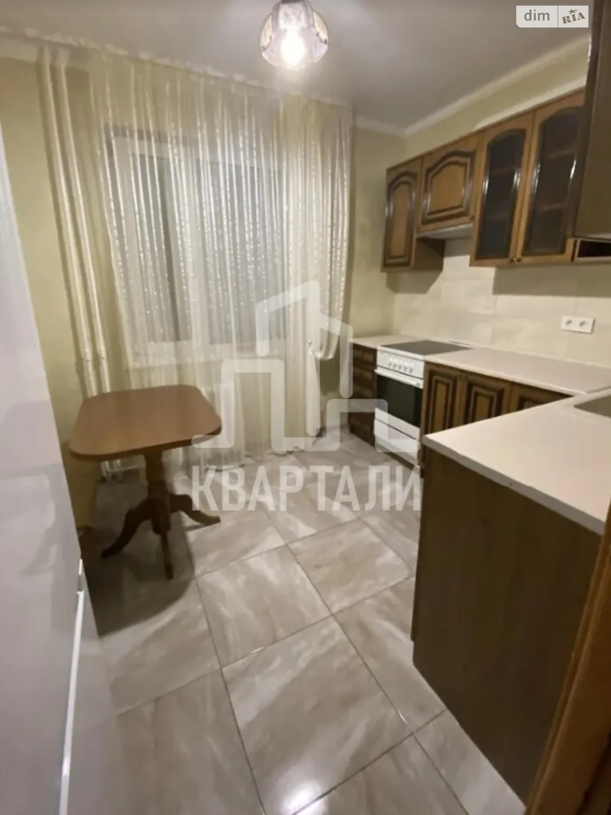 Продается 2-комнатная квартира 56 кв. м в Киеве, просп. Петра Григоренко, 38А