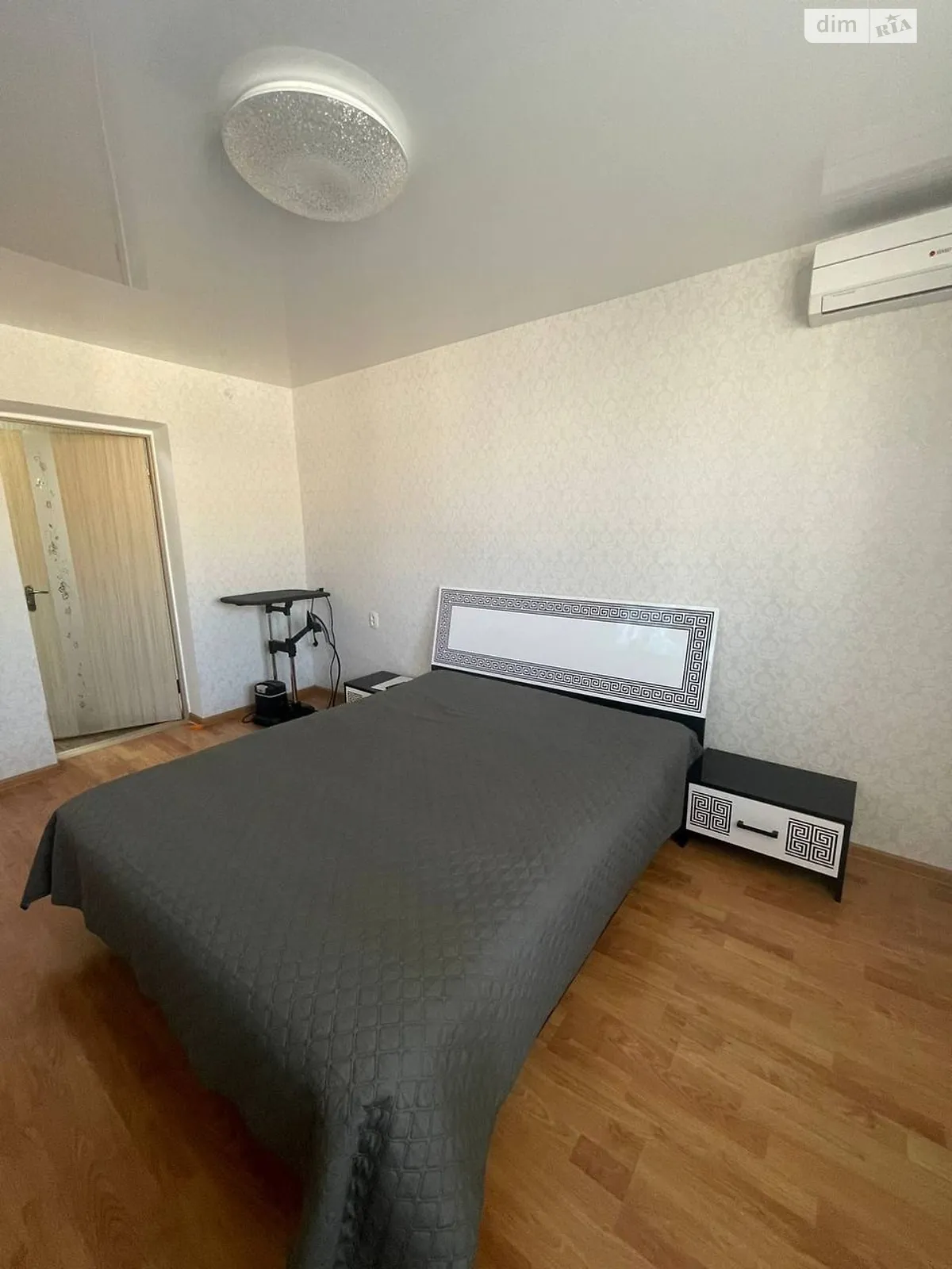Продается 2-комнатная квартира 45 кв. м в Одессе, ул. Махачкалинская - фото 1
