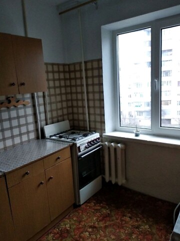 Сдается в аренду 1-комнатная квартира 30 кв. м в Ровно, ул. Кулика и Гудачека(Макарова)
