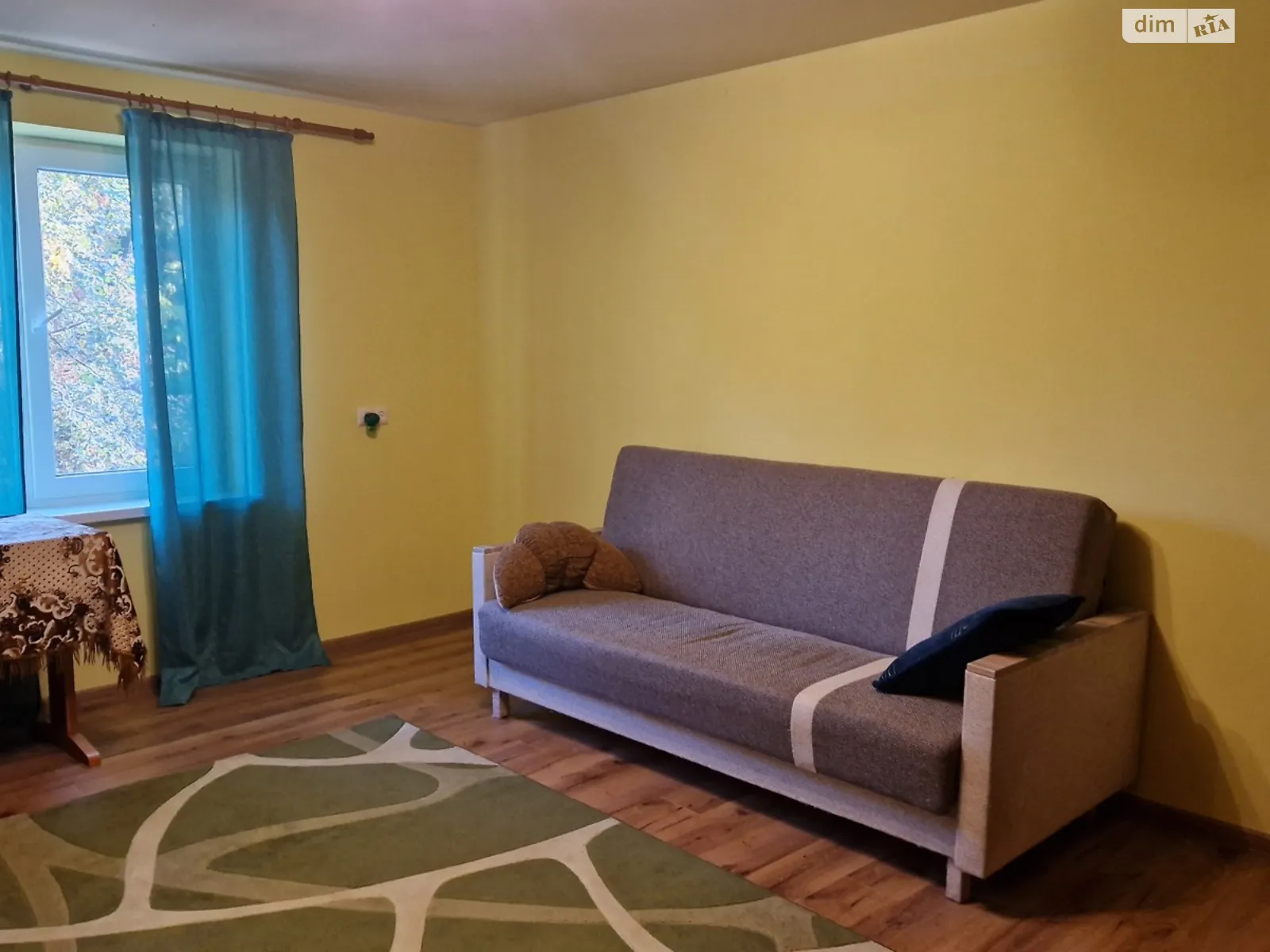 Продається 2-кімнатна квартира 48 кв. м у Ужгороді, вул. Романа Шухевича - фото 1
