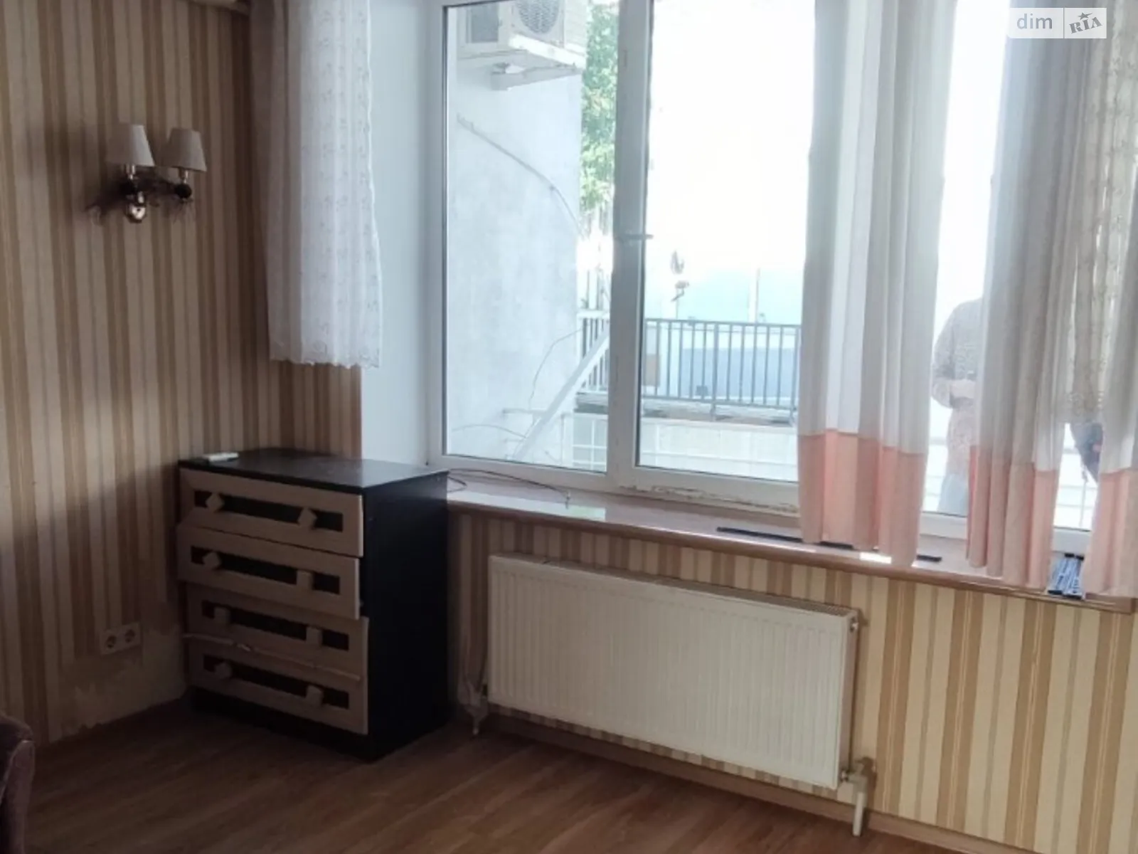 Продается 1-комнатная квартира 34 кв. м в Одессе, ул. Дача Ковалевского - фото 1