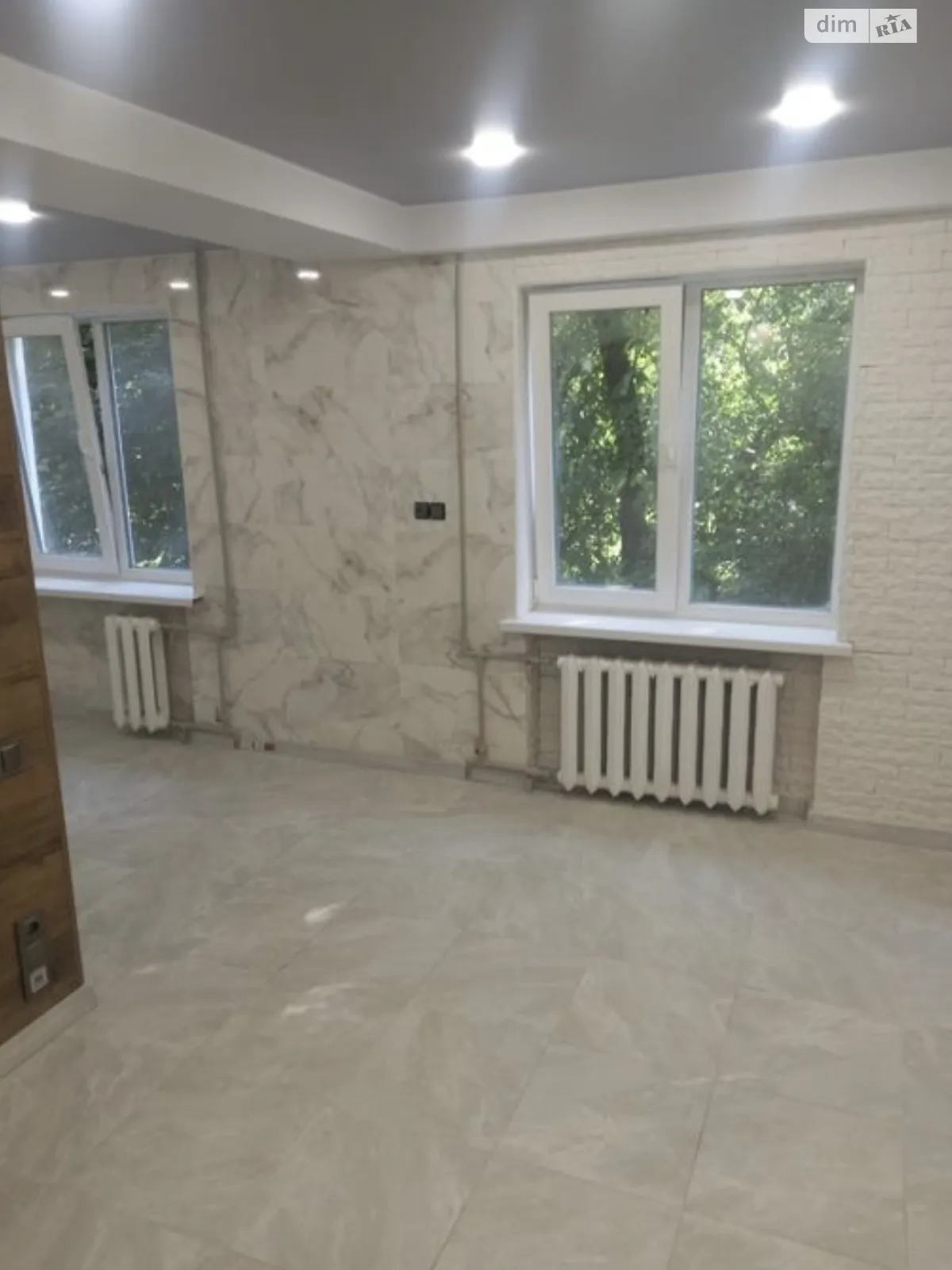 Продается 3-комнатная квартира 54 кв. м в Каменском, цена: 37999 $ - фото 1