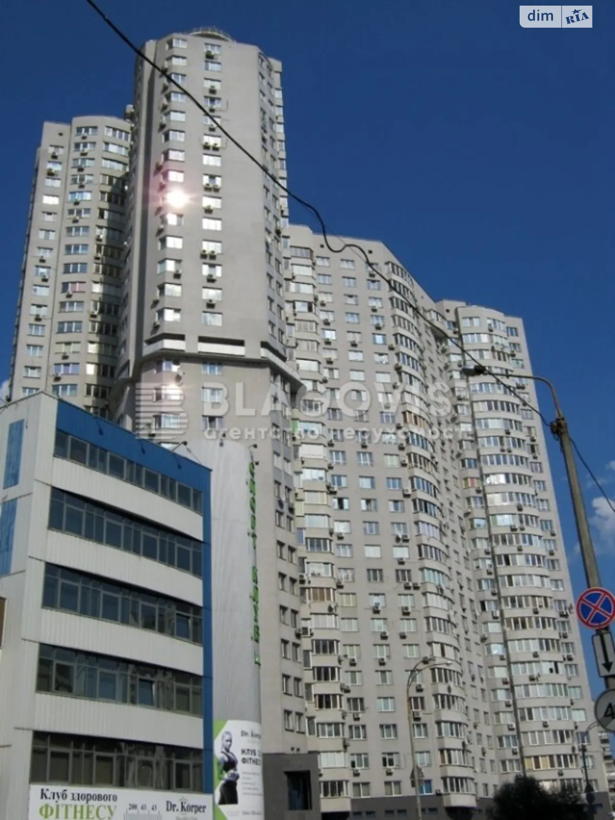 Продается 4-комнатная квартира 128 кв. м в Киеве, ул. Гришко Михаила, 9 - фото 1