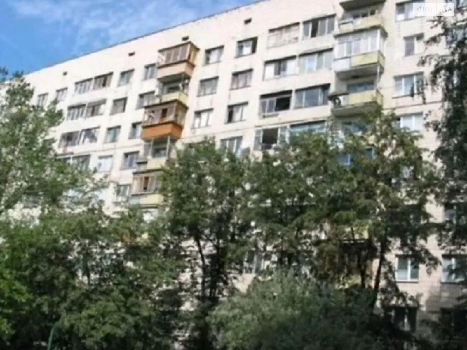 Продается 4-комнатная квартира 98 кв. м в Киеве, бул. Академика Вернадского, 85