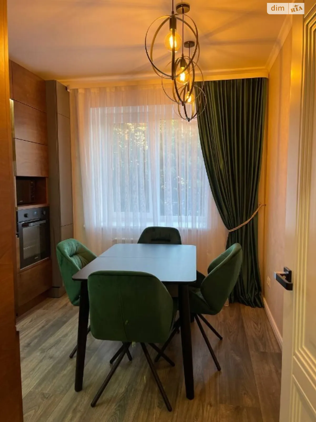 2-комнатная квартира 80 кв. м в Тернополе, цена: 450 $ - фото 1
