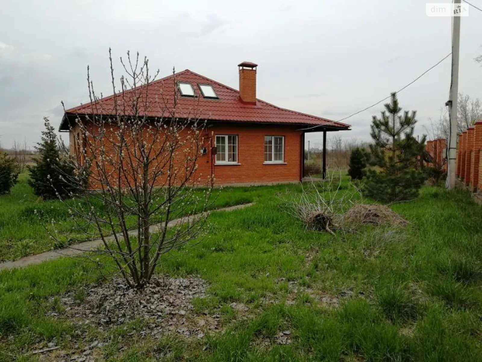 Продається будинок 2 поверховий 142 кв. м з каміном, цена: 105000 $